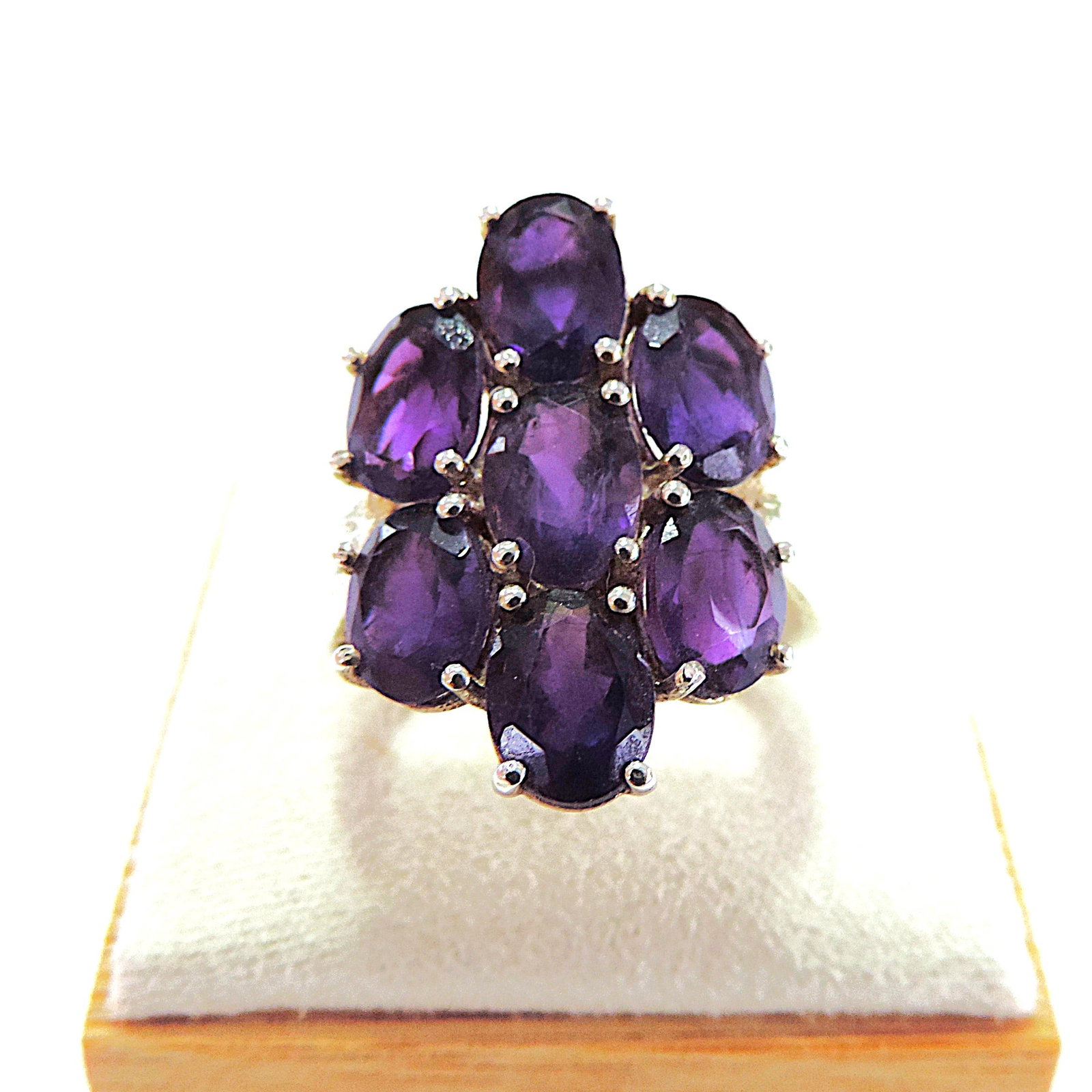925 Silver 6 Carat Amethyst Gemstone Ring - 2