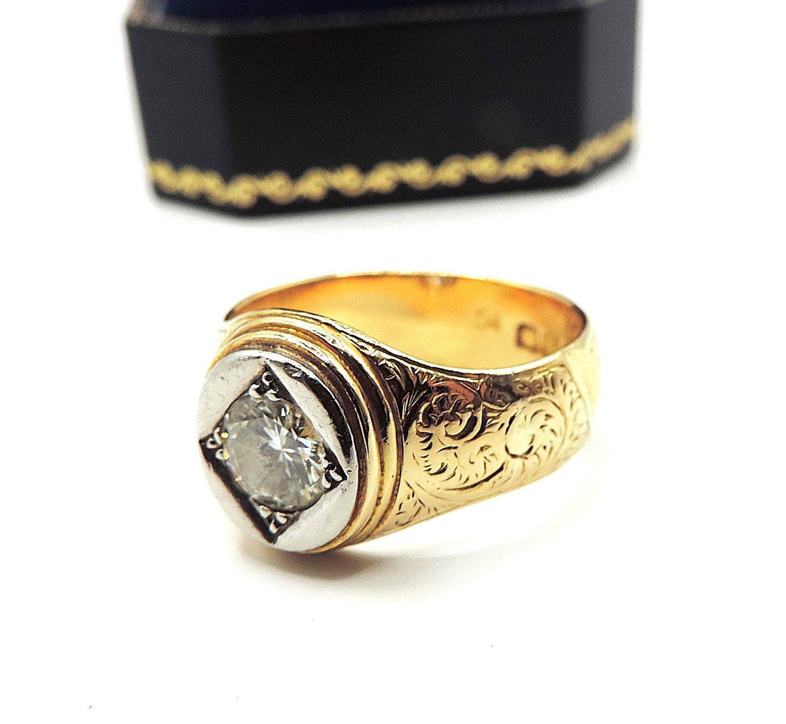 Edwardian 18K Gold Old Mine Cut 1.25 Carat Diamond Ring London Hallmark 1903 - 7
