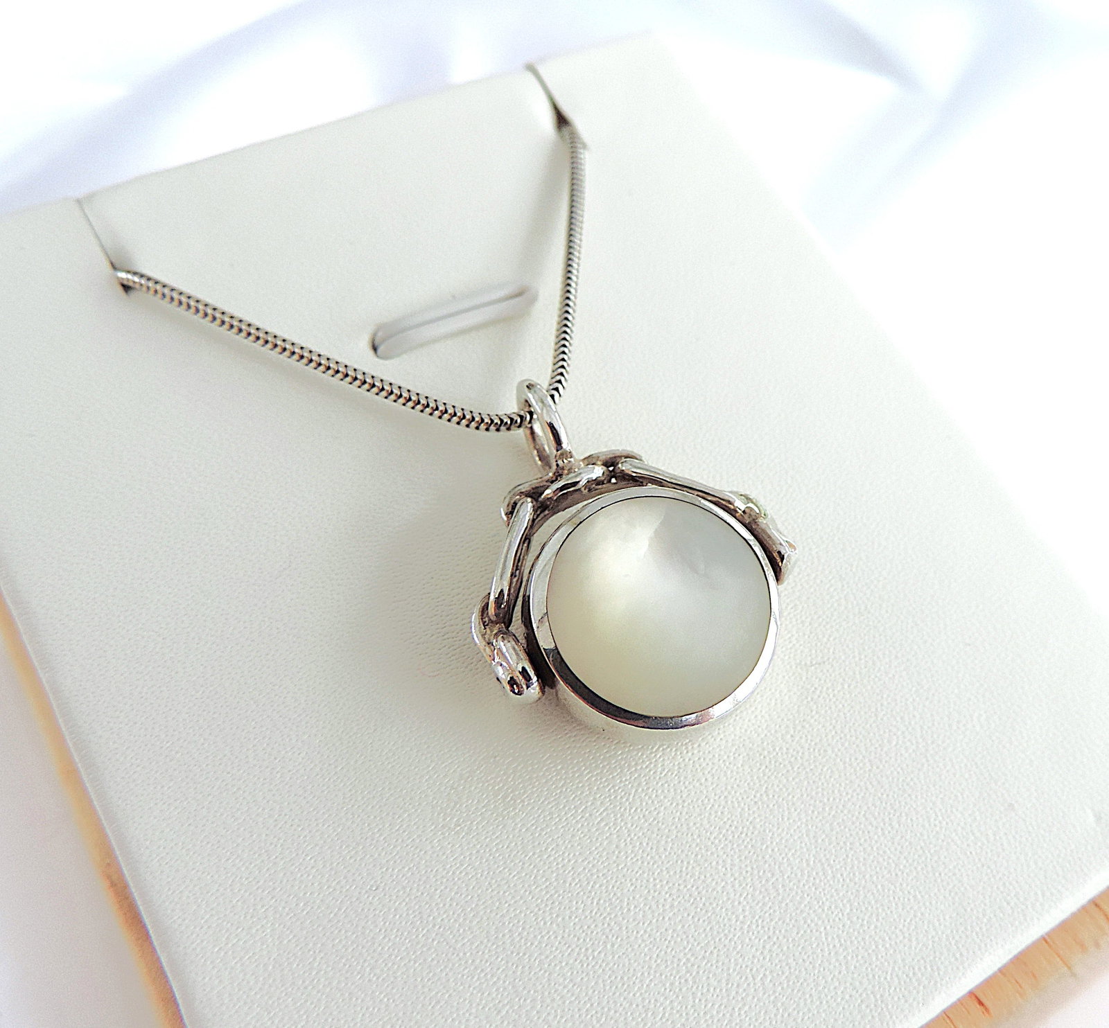 Vintage 925 Sterling Silver Carnelian Mother of Pearl Swivel Fob & Chain c.1990 - 2