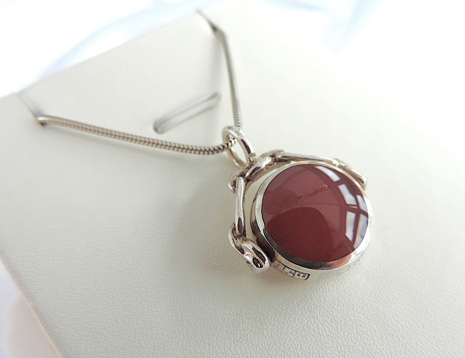 Vintage 925 Sterling Silver Carnelian Mother of Pearl Swivel Fob & Chain c.1990 - 4