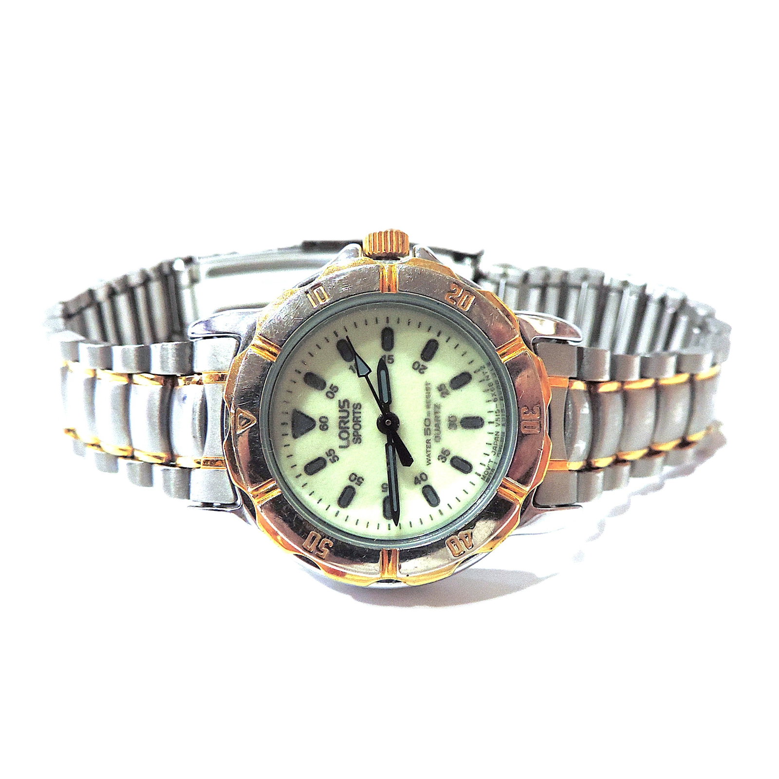 Ladies LORUS Sports V515-6C30 -Working New Battery Fitted: Title: Ladies LORUS Sports V515-6C30 -Working New Battery Fitted Description: Ladies LORUS Sports stainless steel bracelet watch with gold accents V515-6C30. Water resistant, Japan