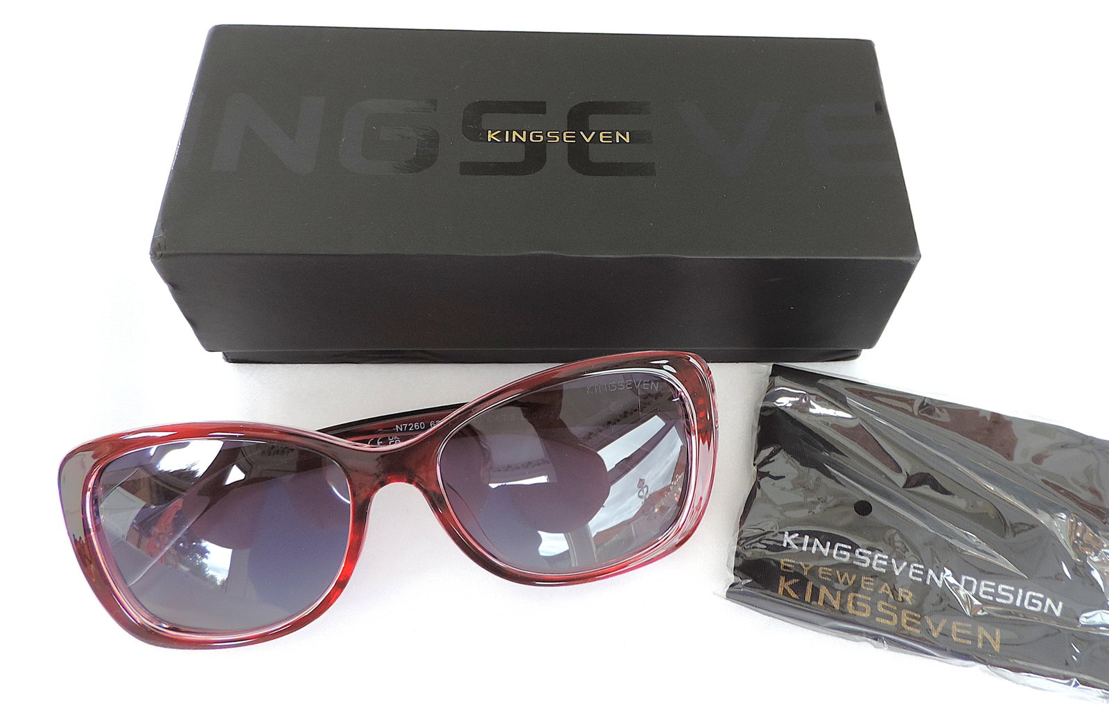Italian Designer Sunglasses Red Frame Gray Gradient Lens - New Boxed - 5