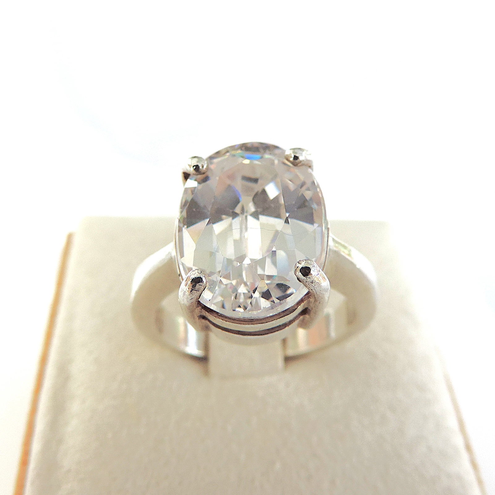 925 Silver 14 Carat White Zircon Gemstone Solitaire Ring - 4
