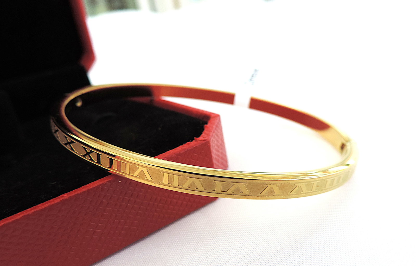 Orrevé 18k Gold Plated Roman Numeral Bracelet 'New' - 3