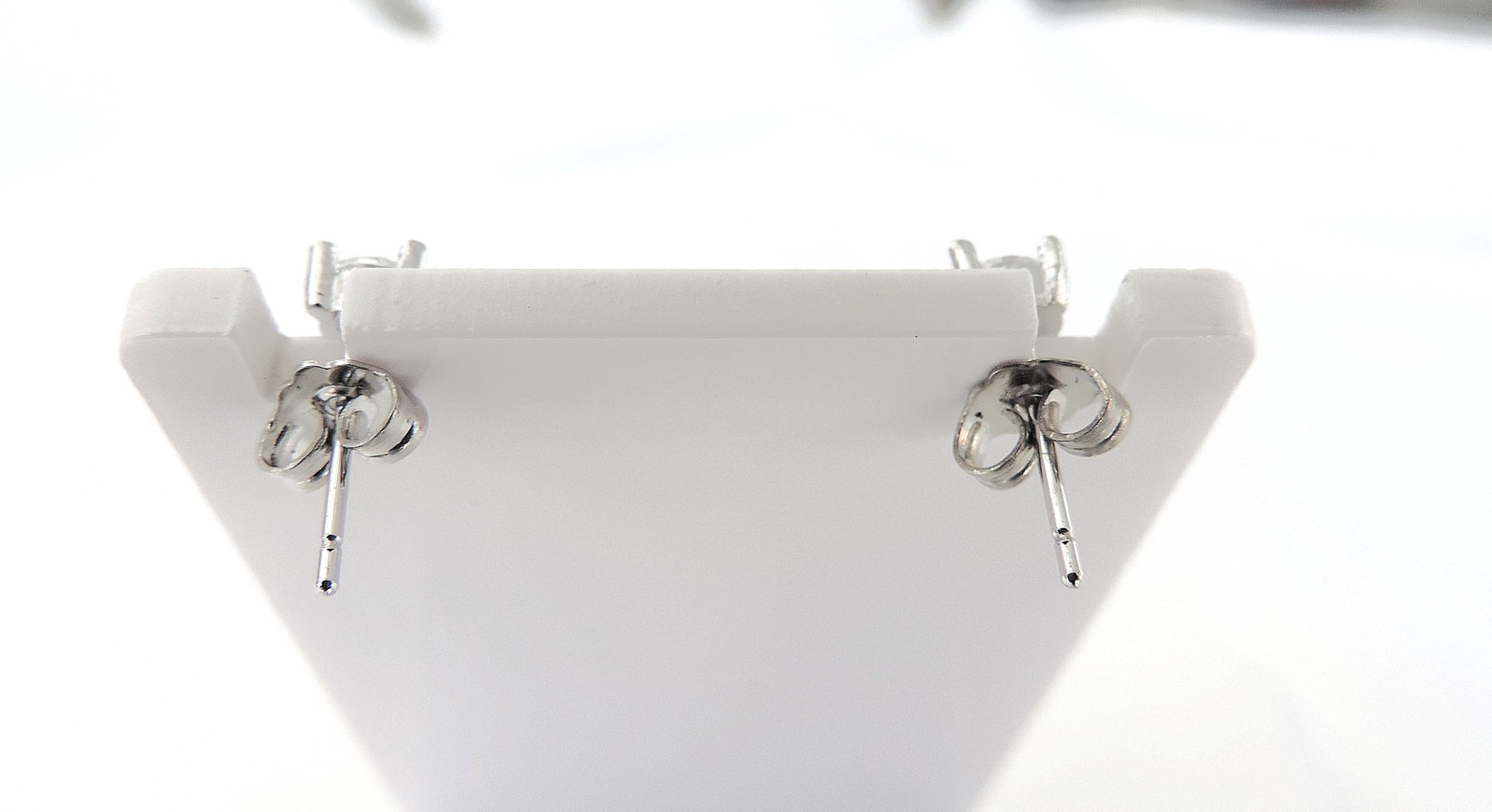 Orrevé Sapphire Blue & White Zircon Gemstone Drop Earrings 'New With Gift Box' - 4