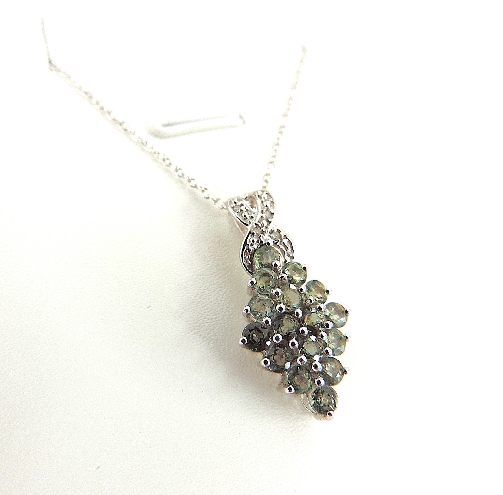 925 Silver Green Sapphire & Diamond Necklace 'New' - 3
