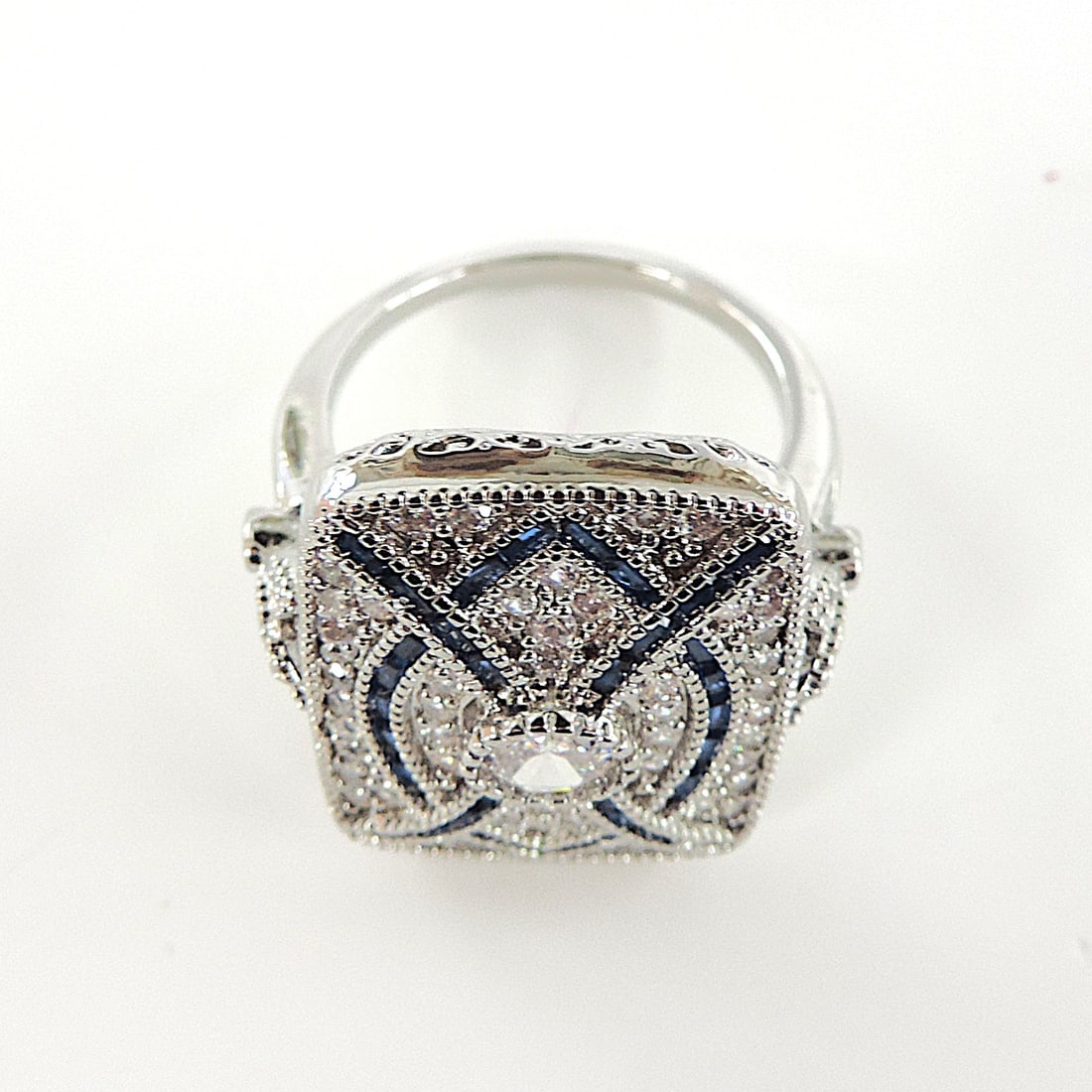 Art Deco Style Blue & White Gemstone Ring With Gift Box - 4