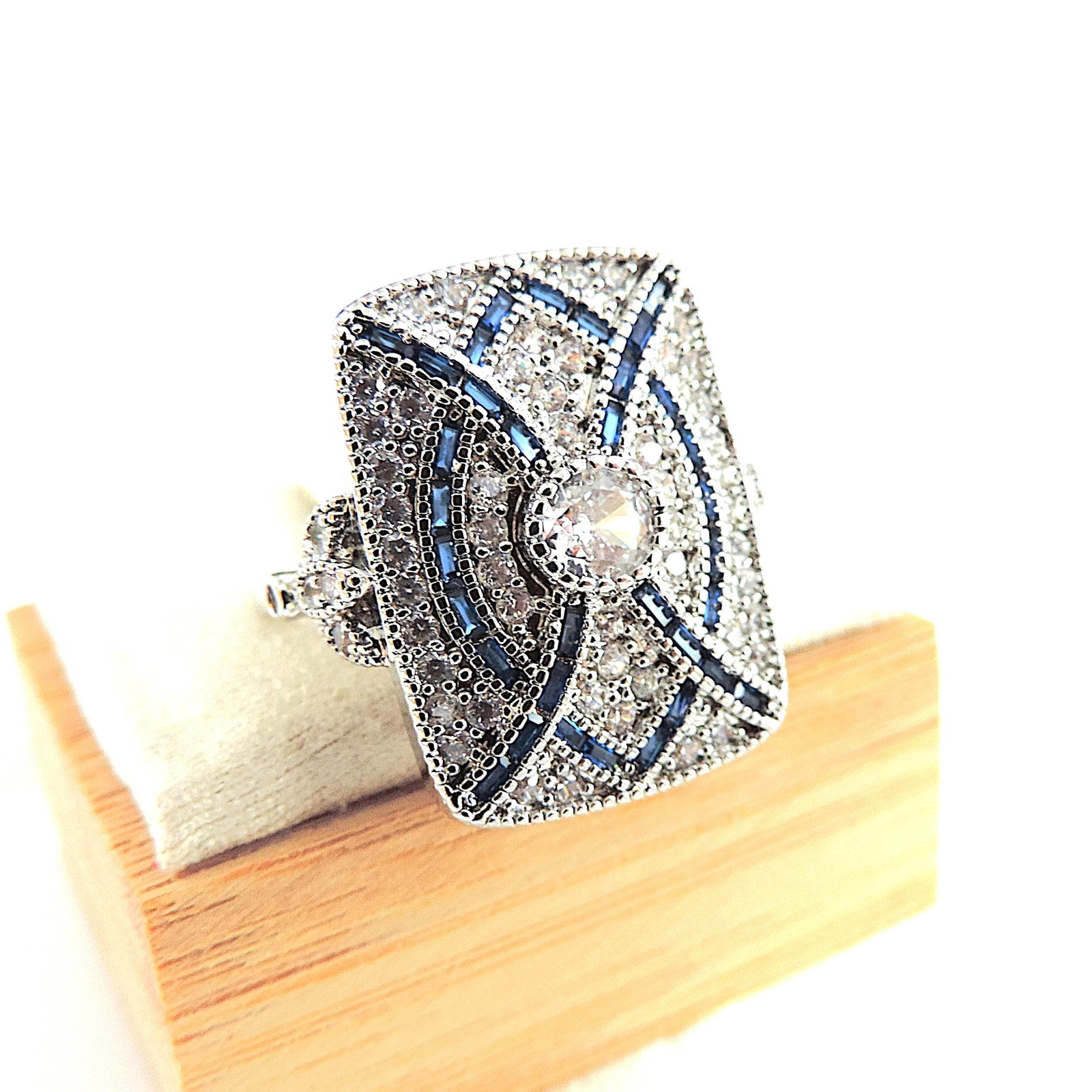 Art Deco Style Blue & White Gemstone Ring With Gift Box - 7