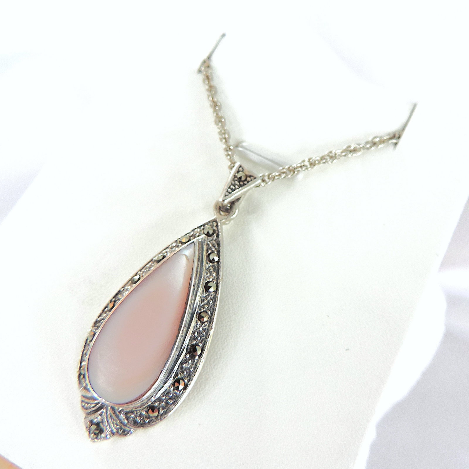 Vintage 925 Silver Pink Mother of Pearl Necklace - 2