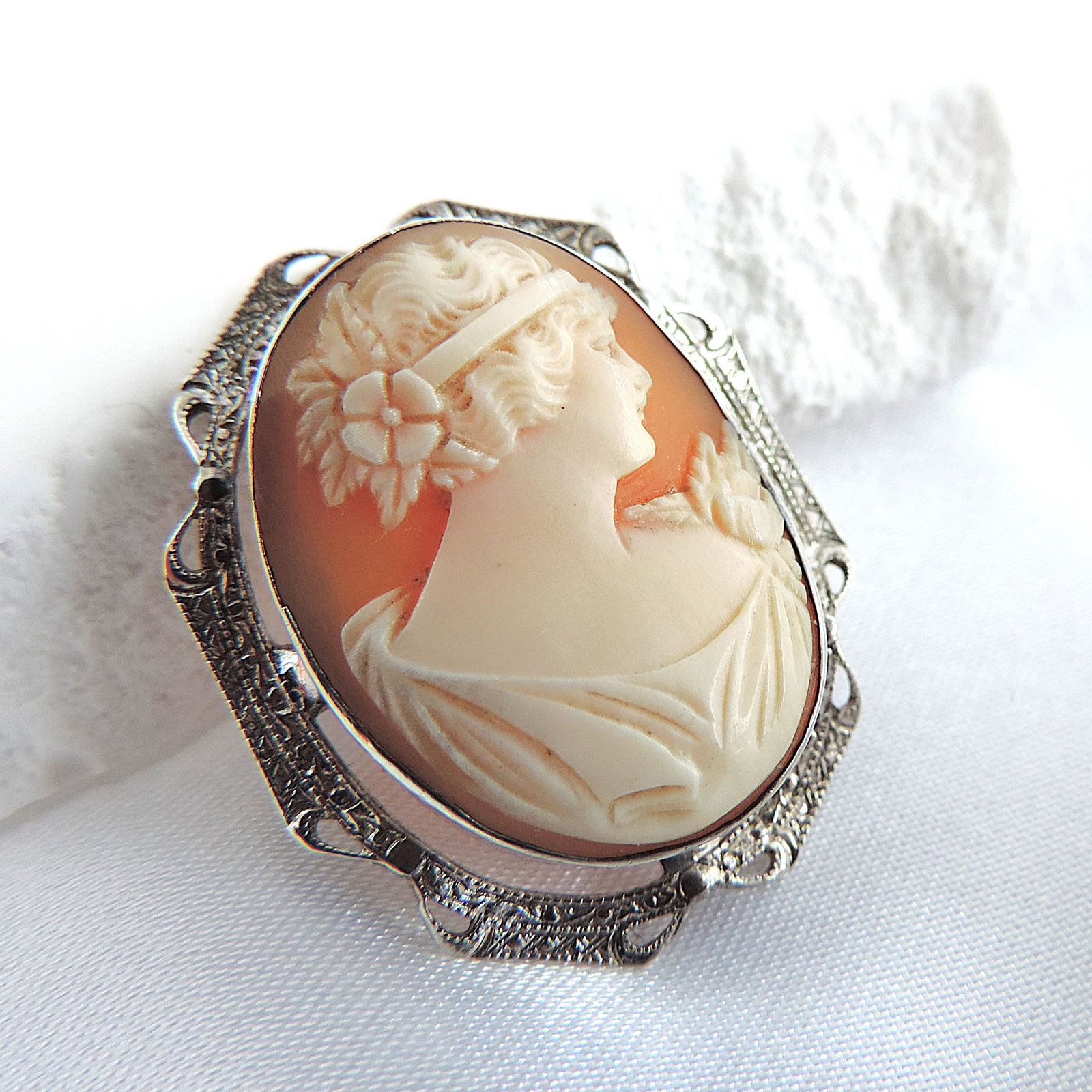 Antique Sterling Silver Hand Carved Cameo Brooch - 3