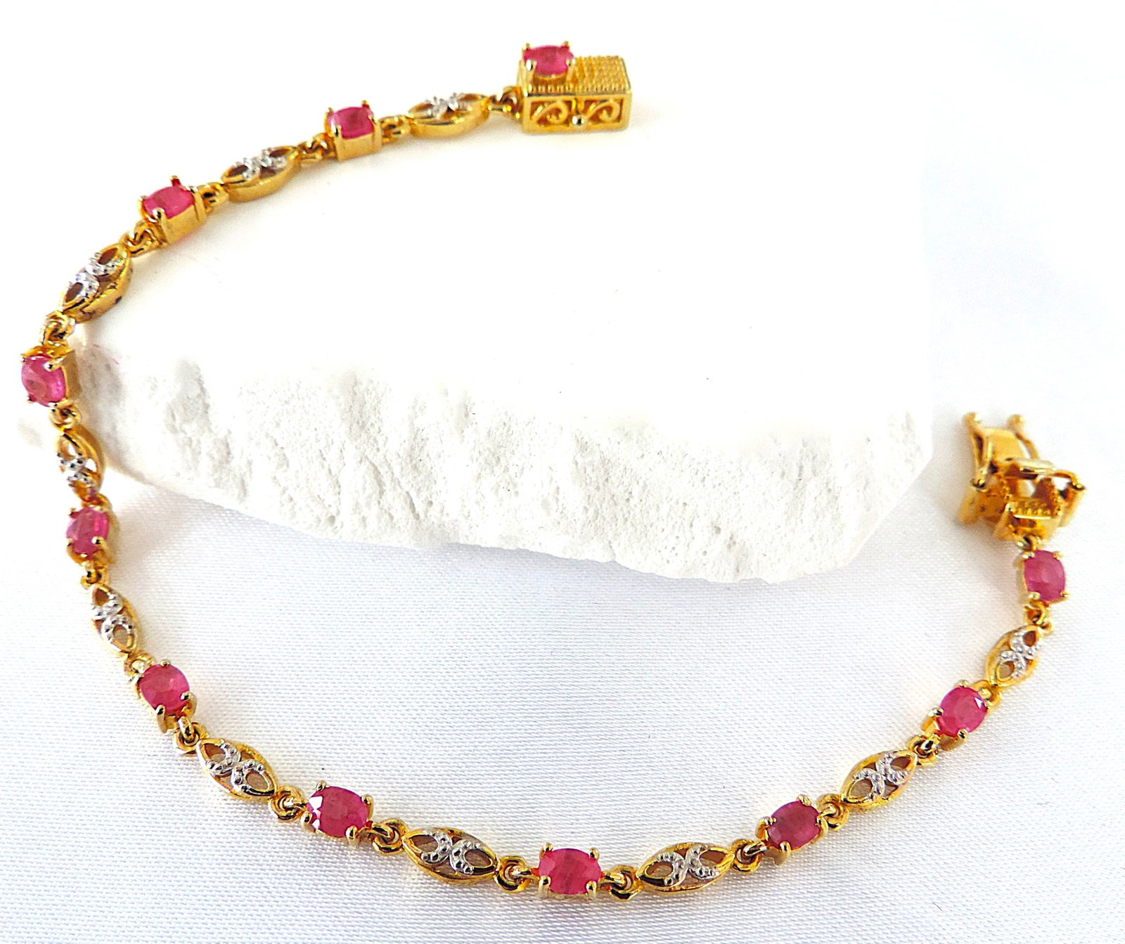 18k Gold 925 Silver 3.85 Carat Ruby Bracelet 'New' - 3