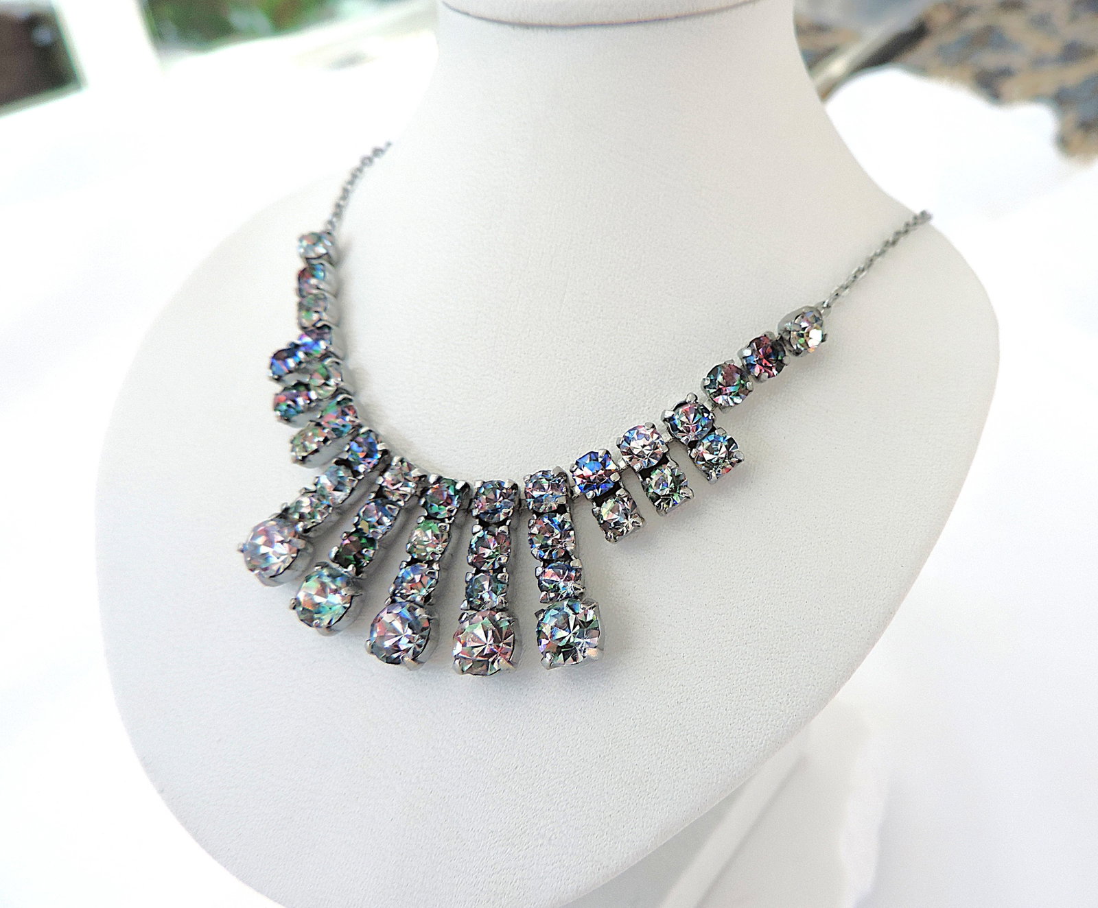 Vintage Art Deco Iris Crystal Necklace Circa 1930's - 2