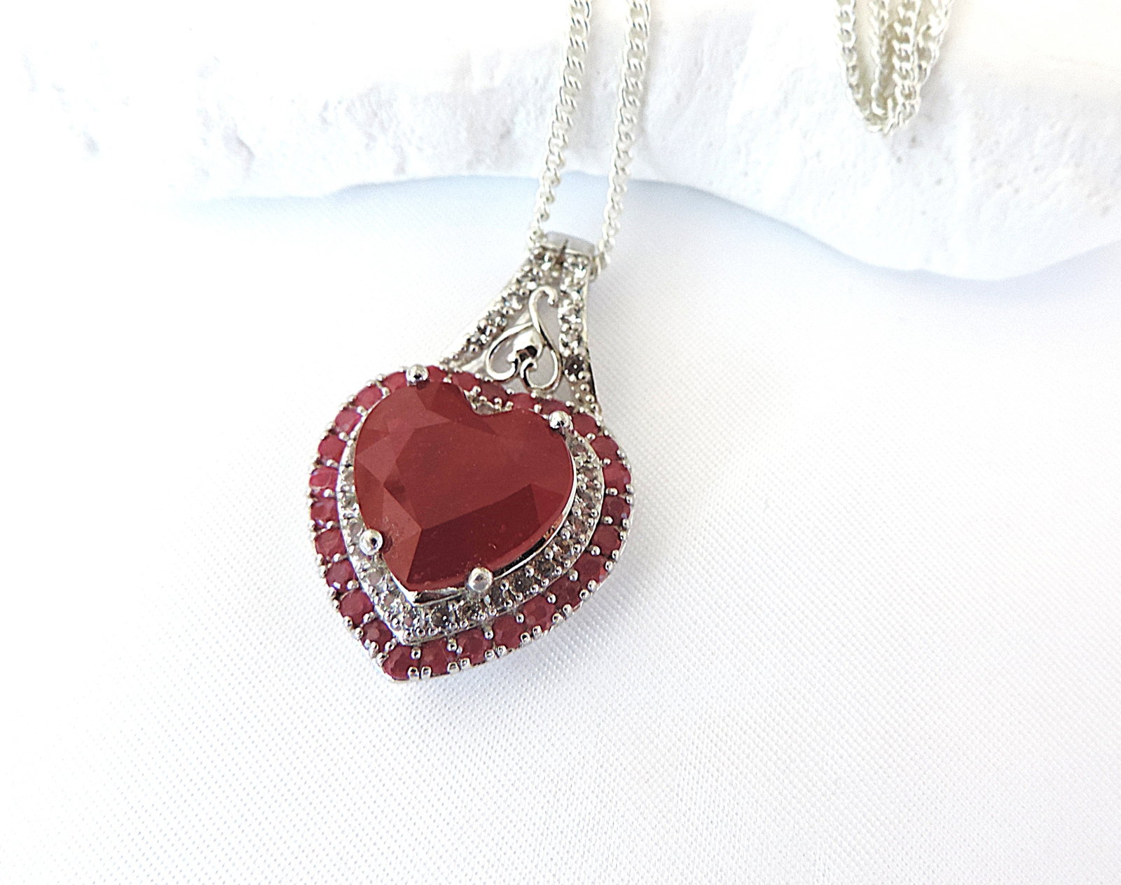 925 Silver 5.9 Carat Ruby Heart & White Topaz Gemstone Necklace 'New With Gift Box' - 5