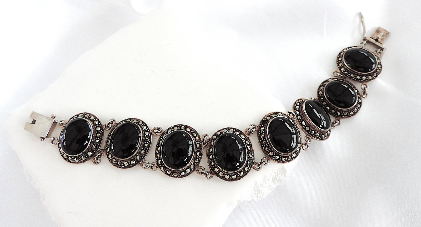 Vintage Sterling Silver Black Jet & Marcasite Bracelet London Hallmark Date 1990 - 3
