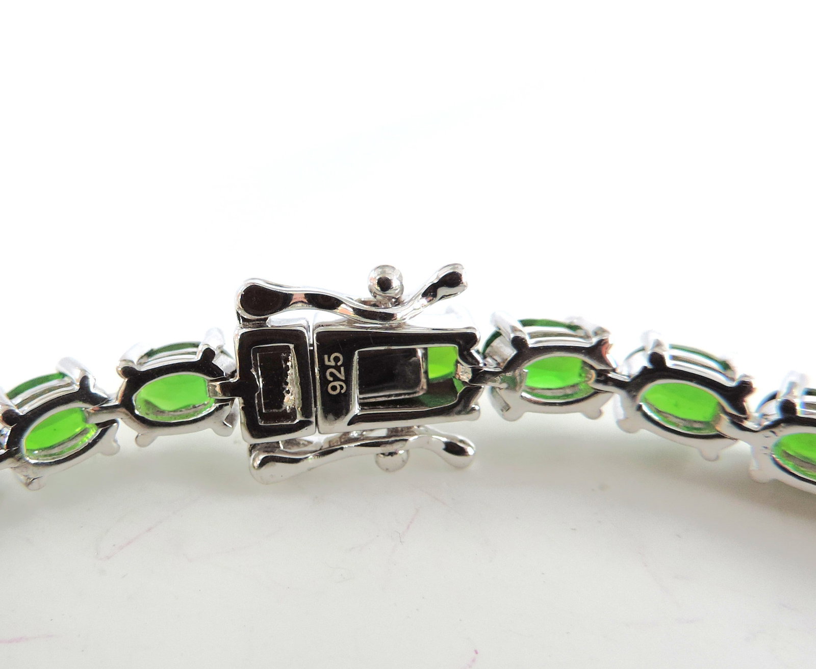 925 Silver 11.20 Carat Green Diopside Tennis Bracelet 'New' - 4
