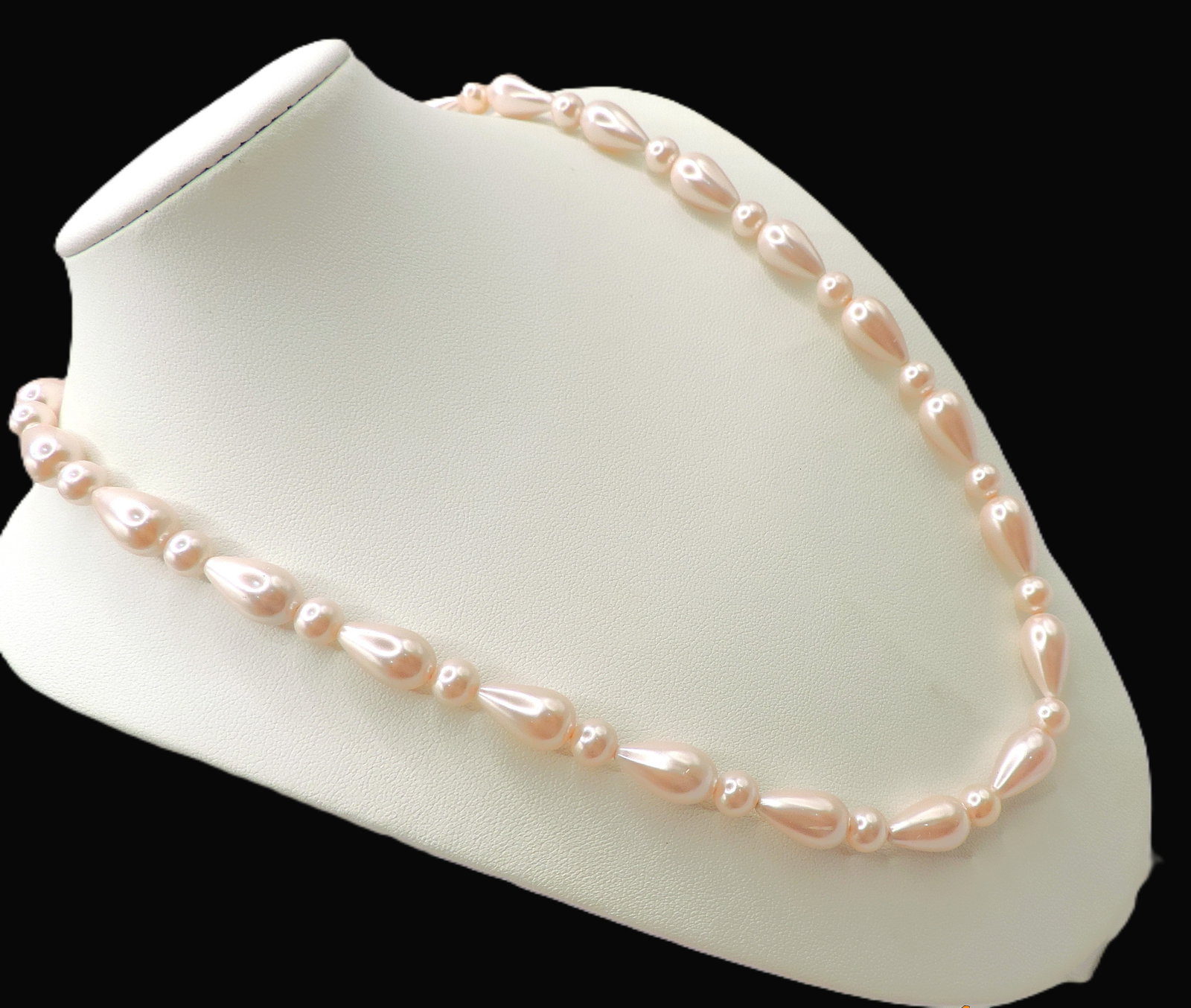 Rose Shell Bead Necklace Sterling Silver Clasp New With Gift Pouch - 3