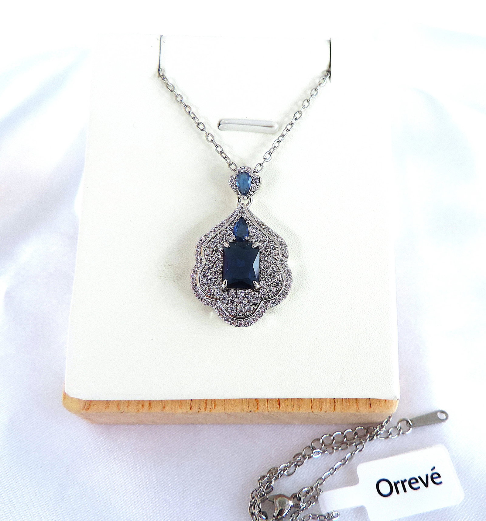 Orrevé Blue & White Zircon Gemstone Necklace 'New With Gift Box' - 4