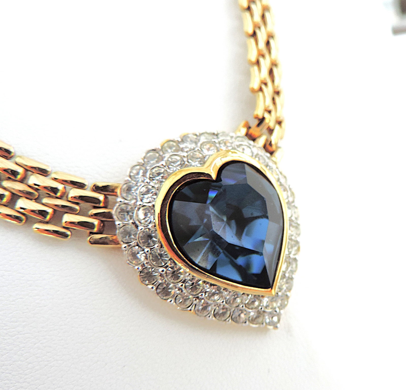 Vintage Attwood & Sawyer 22ct Gold Plated Sapphire Blue Heart Necklace & Earrings c.1980's - 4