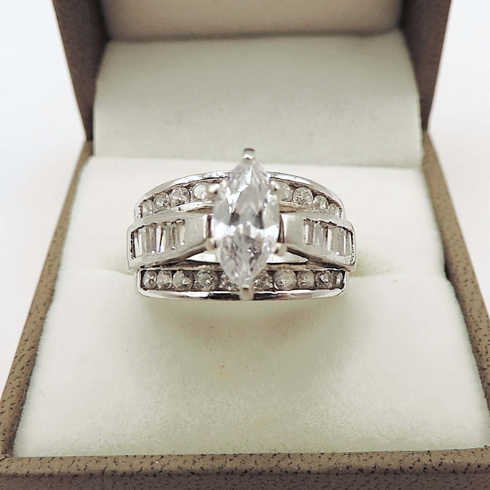925 Sterling Silver ELANA Simulated Diamond Ring (1 of 5)