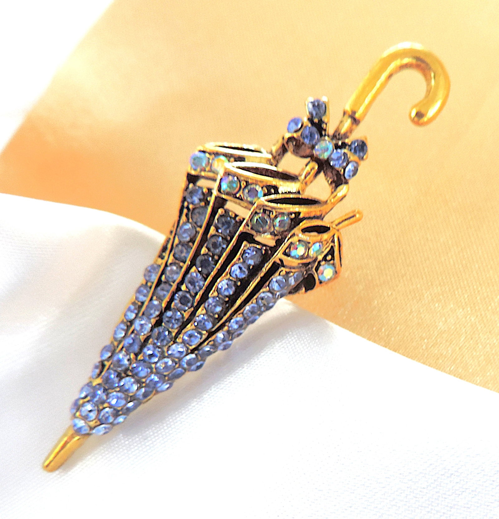 Vintage Style Crystal Parasol Brooch - 3
