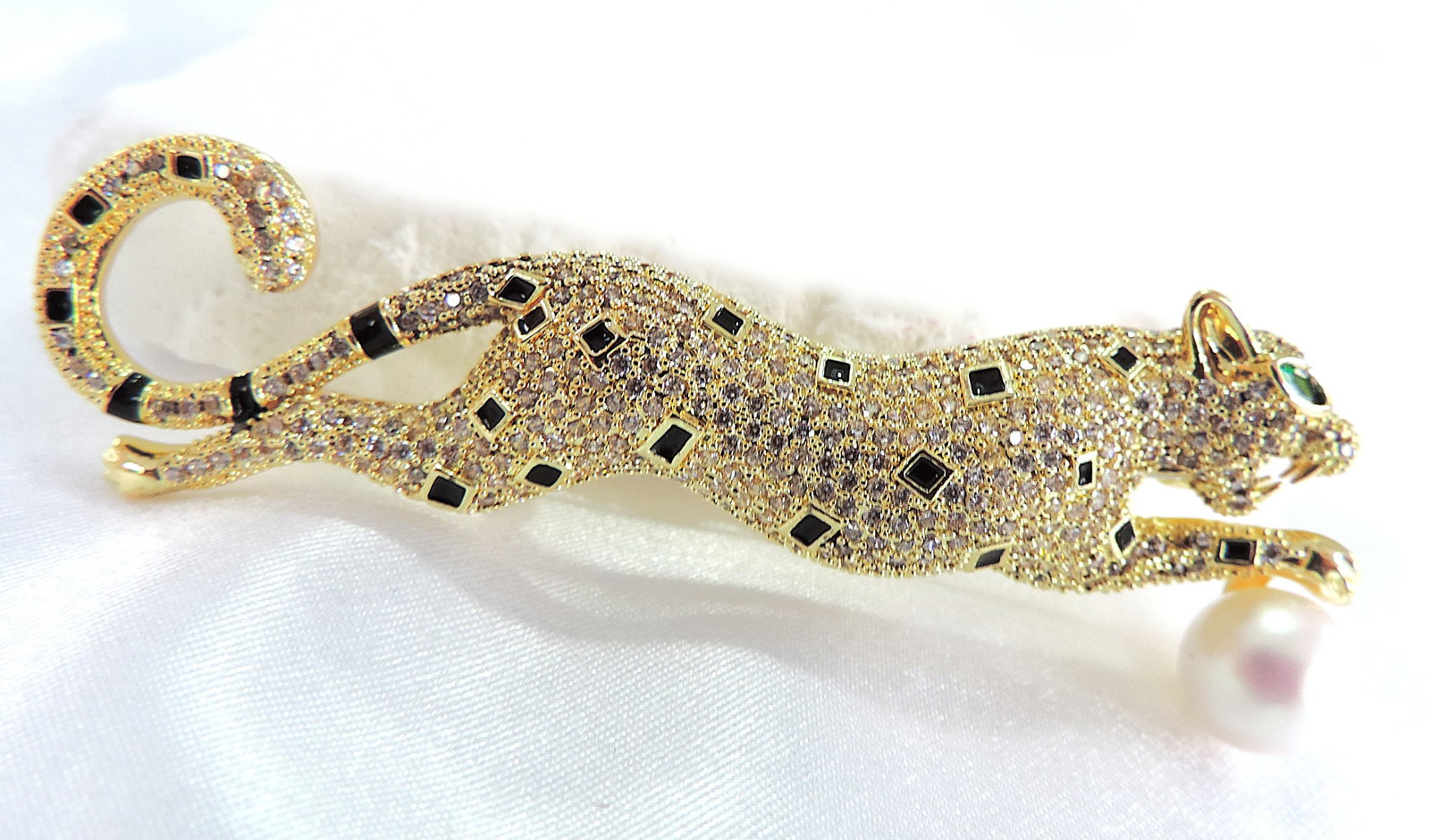 Gold Plated White Zircon Gemstone Panther Brooch With Gift Box - 4