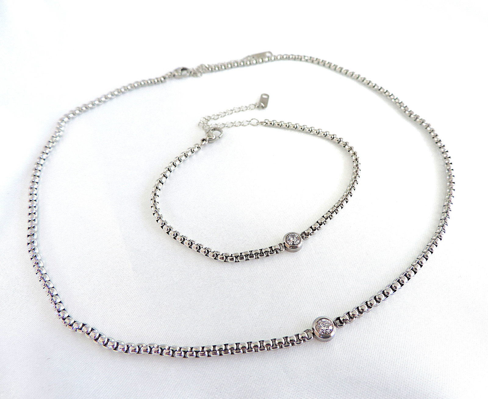 Crystal Necklace & Bracelet Set 'New' - 2