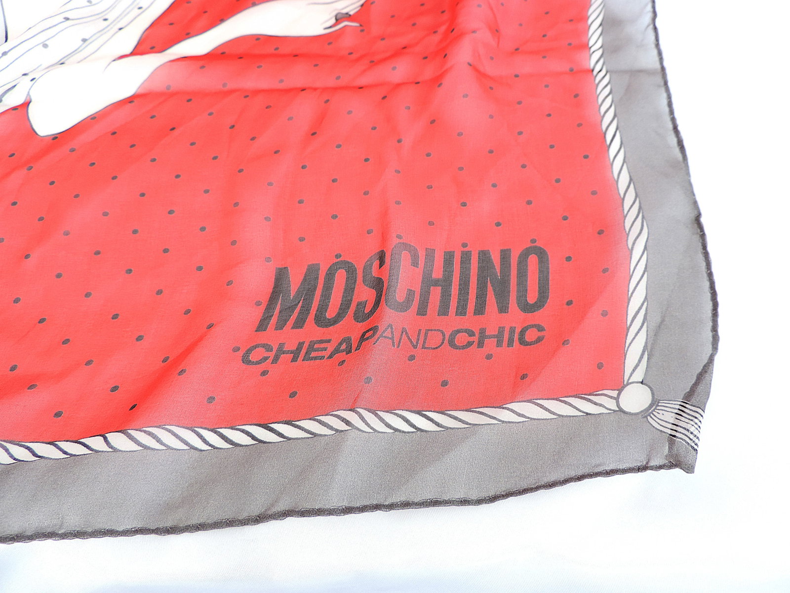 Moschino Silk Scarf Olive Oyl 'Popye' Collection 'New With Tags' - 2