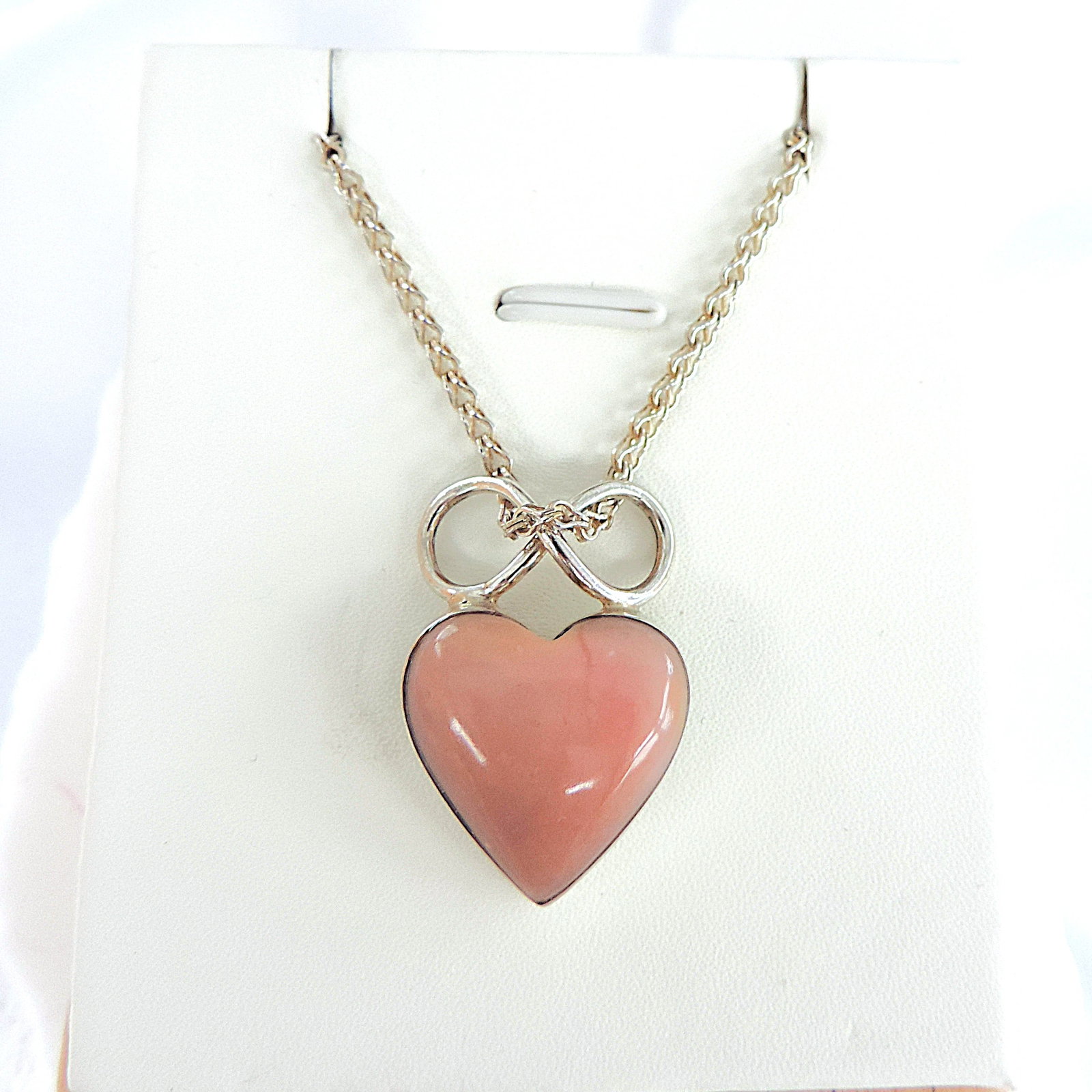 925 Silver Pink Coral Cabochon Heart Gemstone Necklace - 2