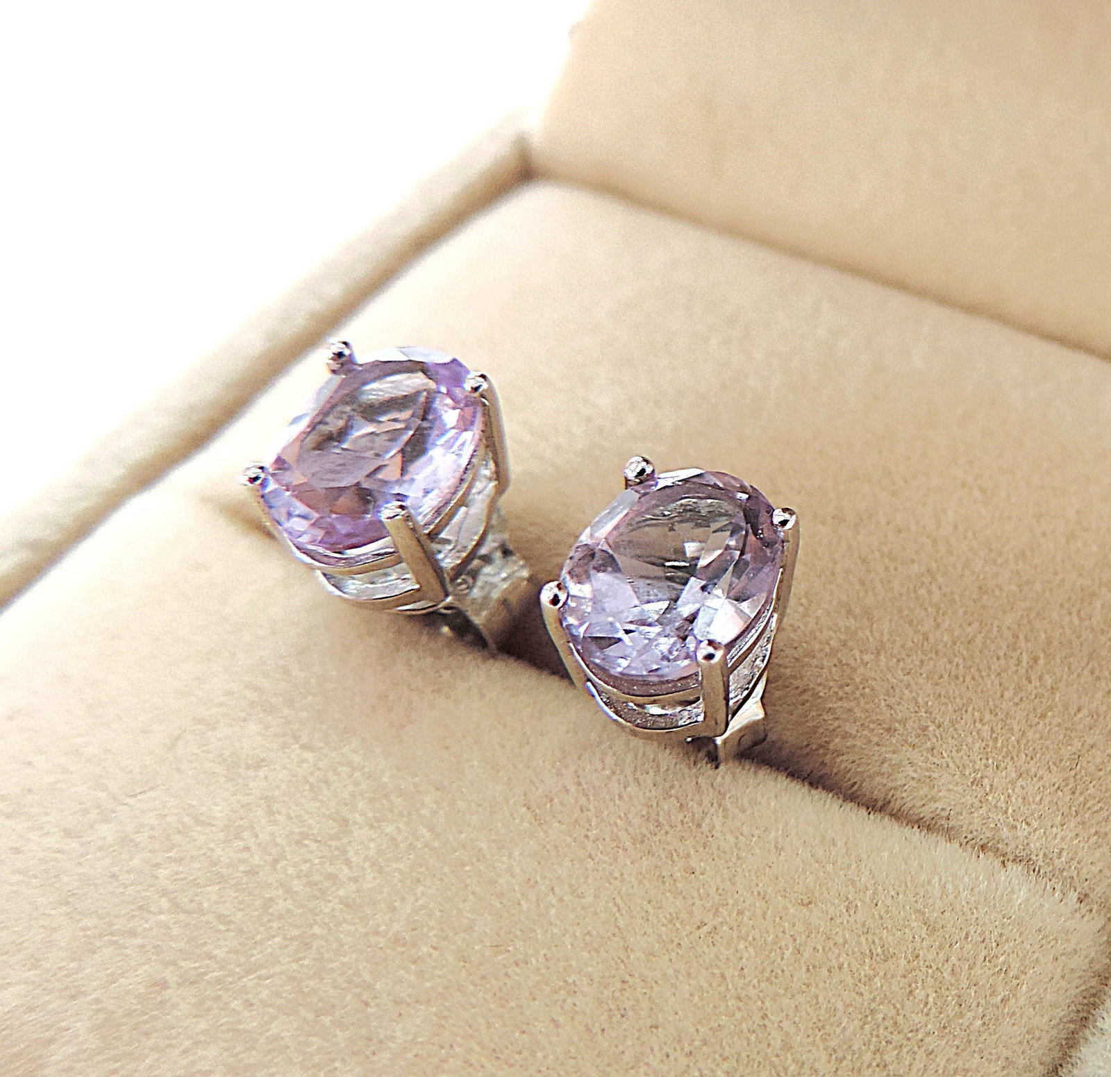 925 Silver Amethyst Gemstone Stud Earrings 'New' - 2