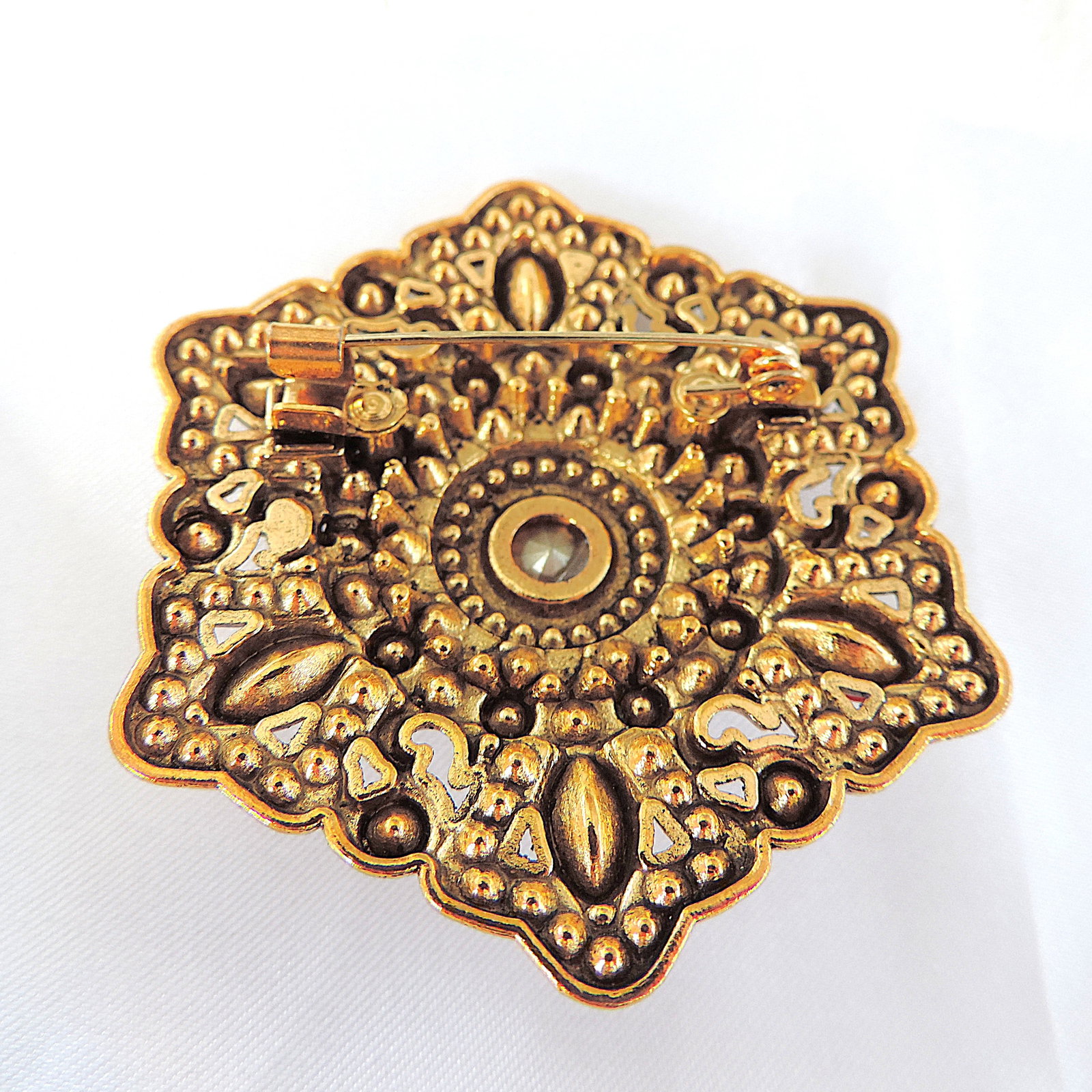Baroque Style Crystal Brooch - 3