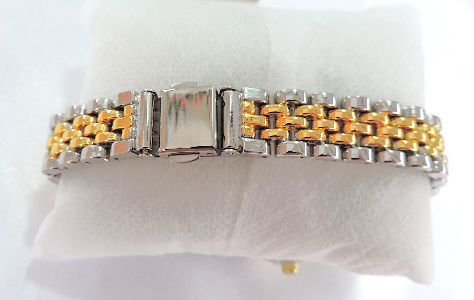 Ladies Two Tone Bracelet Watch Quartz Movement 'New' - 5