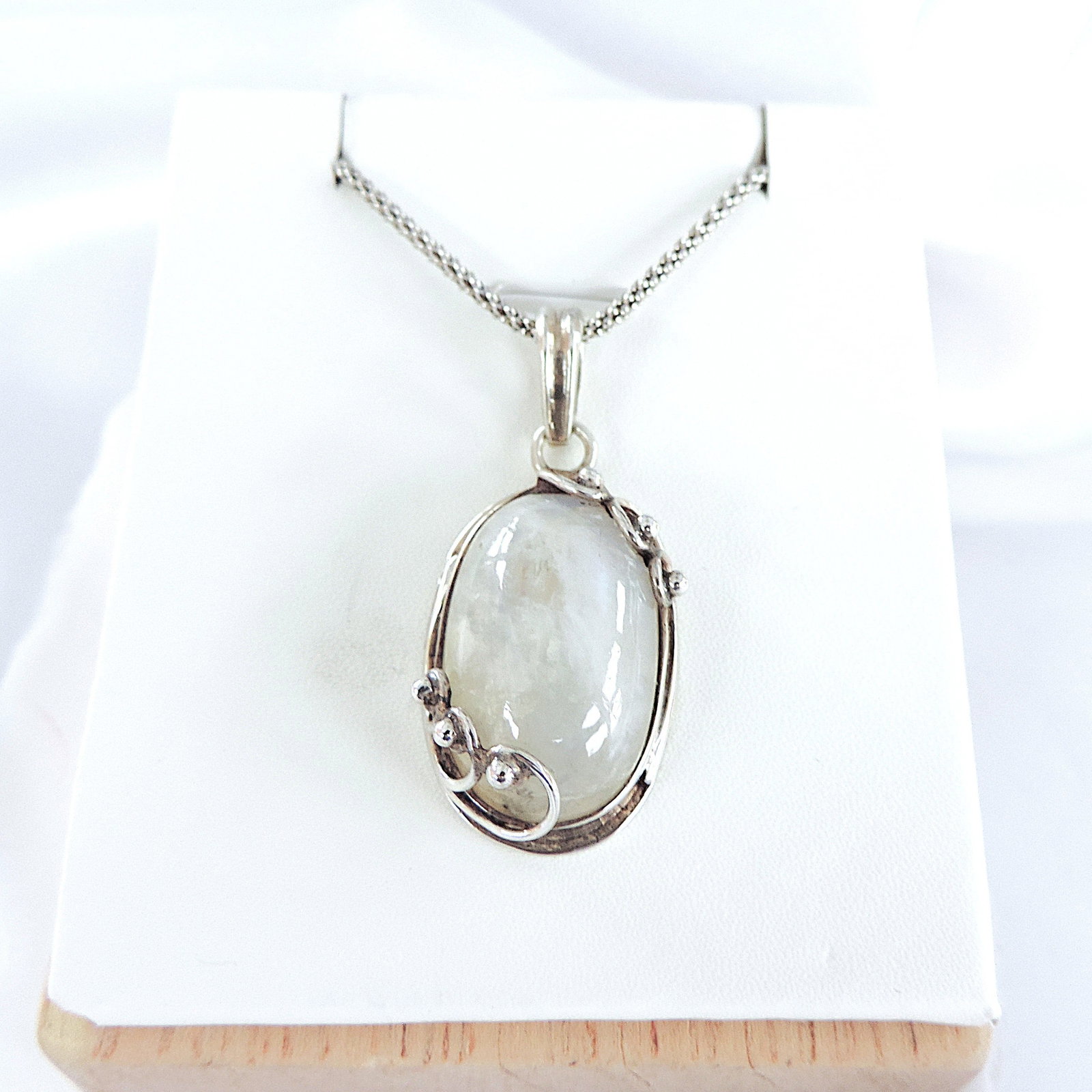 Vintage Artisan 925 Sterling Silver Cabochon Moonstone Necklace - 2