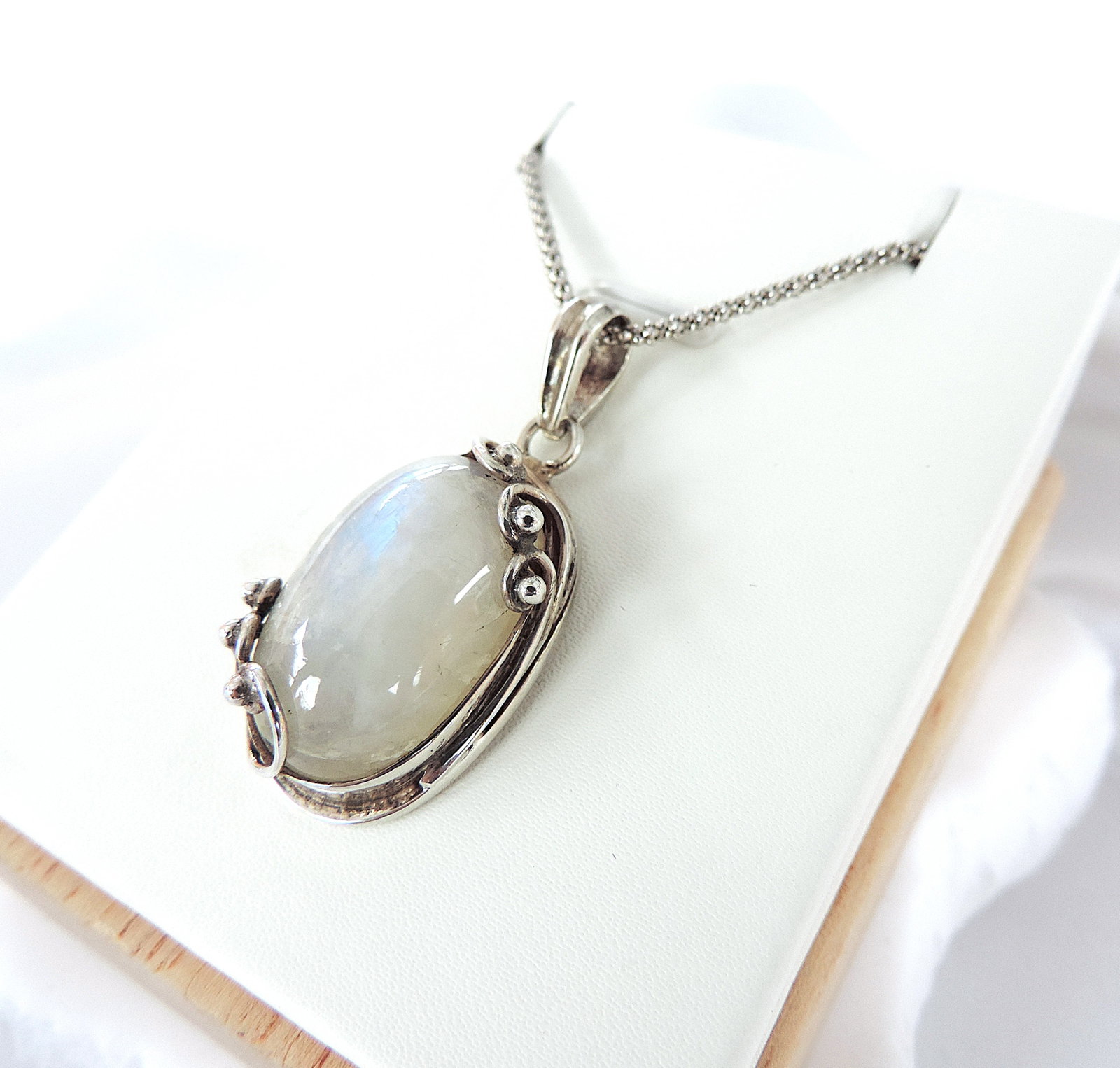 Vintage Artisan 925 Sterling Silver Cabochon Moonstone Necklace - 4