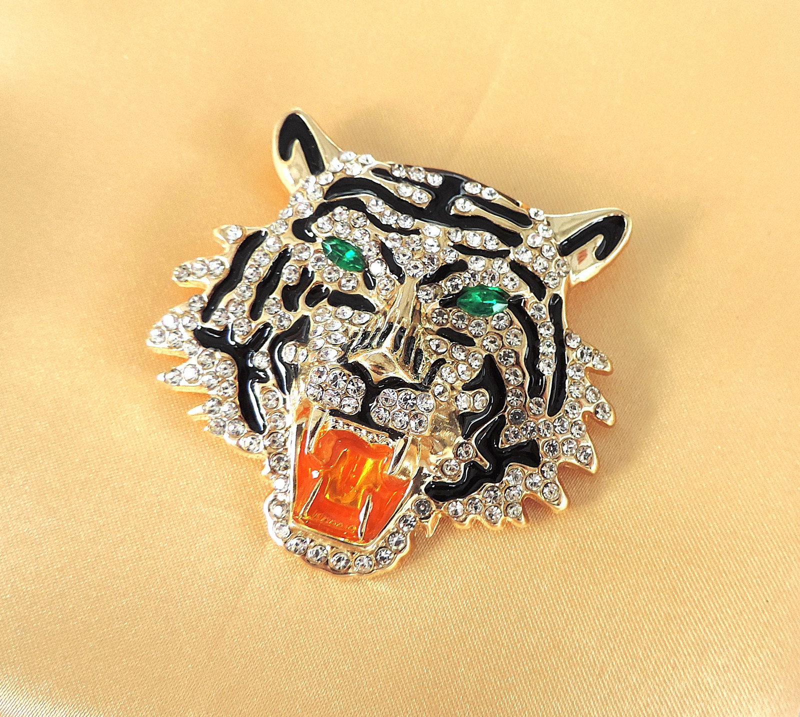 Crystal & Enamel Tigers Head Brooch 5cmx5cm - 3