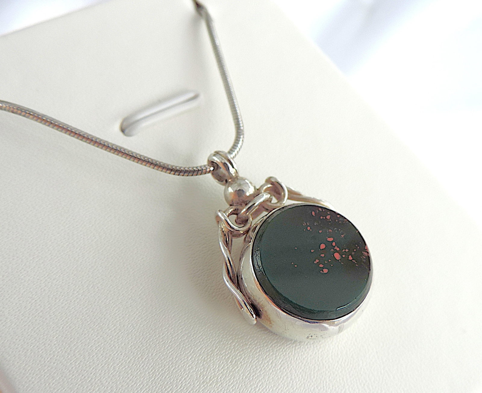 Vintage 925 Sterling Silver Carnelian & Bloodstone Swivel Fob & Chain - 2