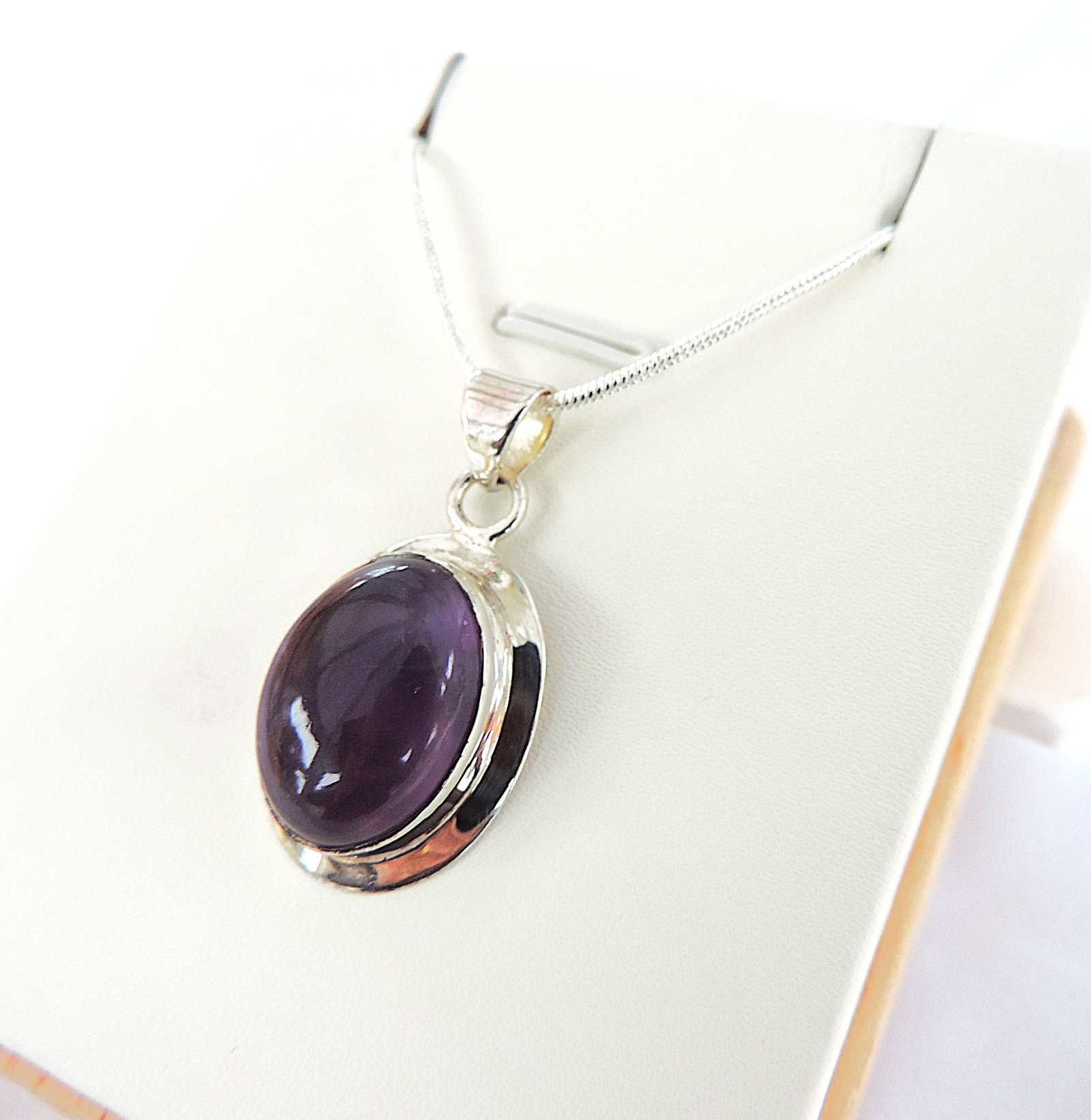 925 Silver 12 Carat Cabochon Amethyst Gemstone Pendant Necklace - 5
