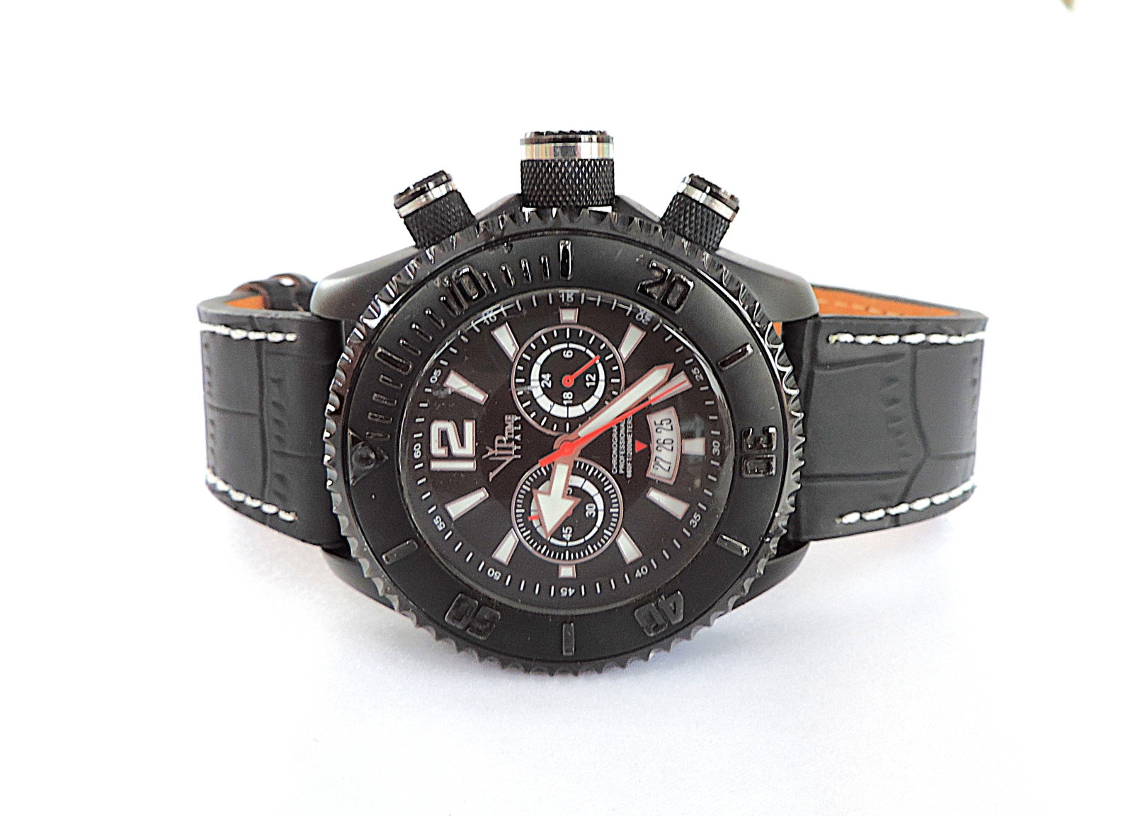 Men's VIP Time Italy Black Chronograph 200m Diver Watch: Title: Men's VIP Time Italy Black Chronograph 200m Diver Watch Description: Black VIP Italy Men's Divers Watch black leather strap. Features: Chronograph, Date Indicator, Mineral Crystal, Push/Pull