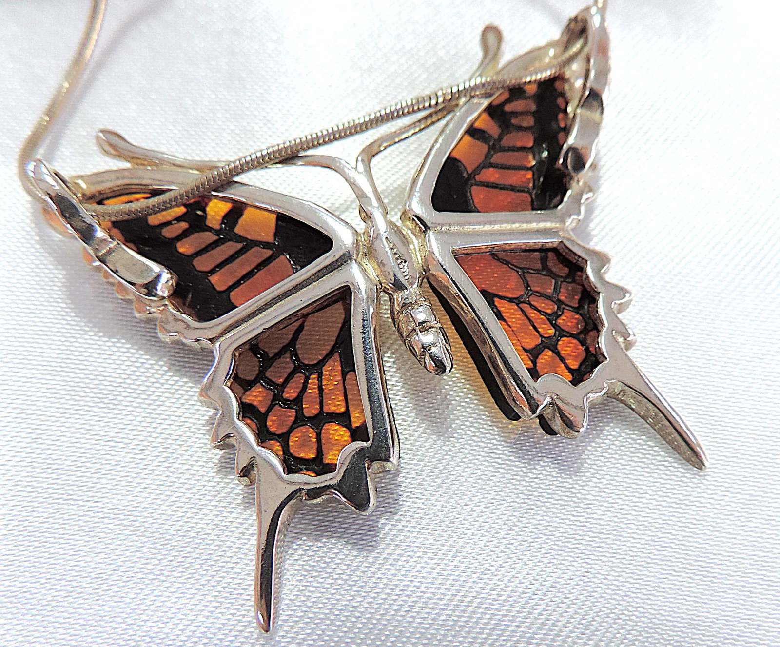 925 Silver Hand Carved Amber Butterfly Pendant Necklace - 4