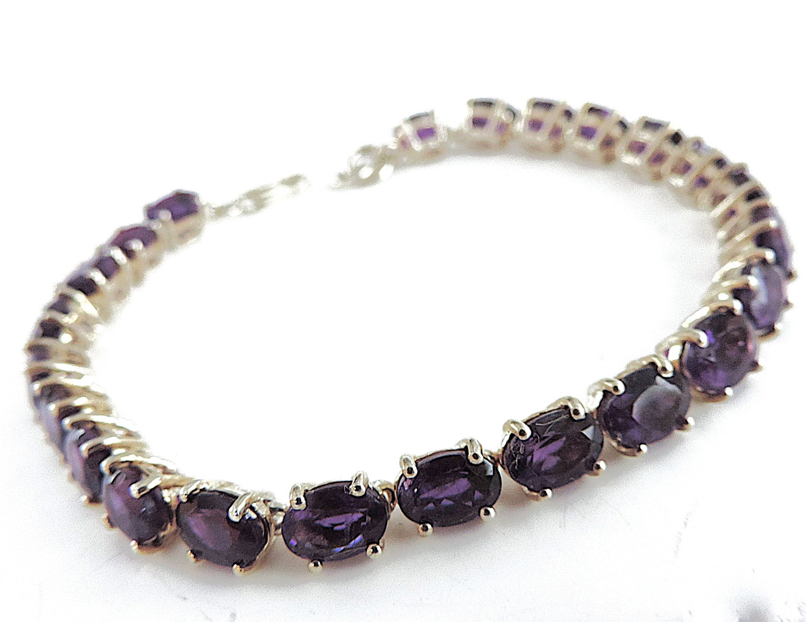 925 Silver 10.35 Carat Amethyst Gemstone Tennis Bracelet - 5