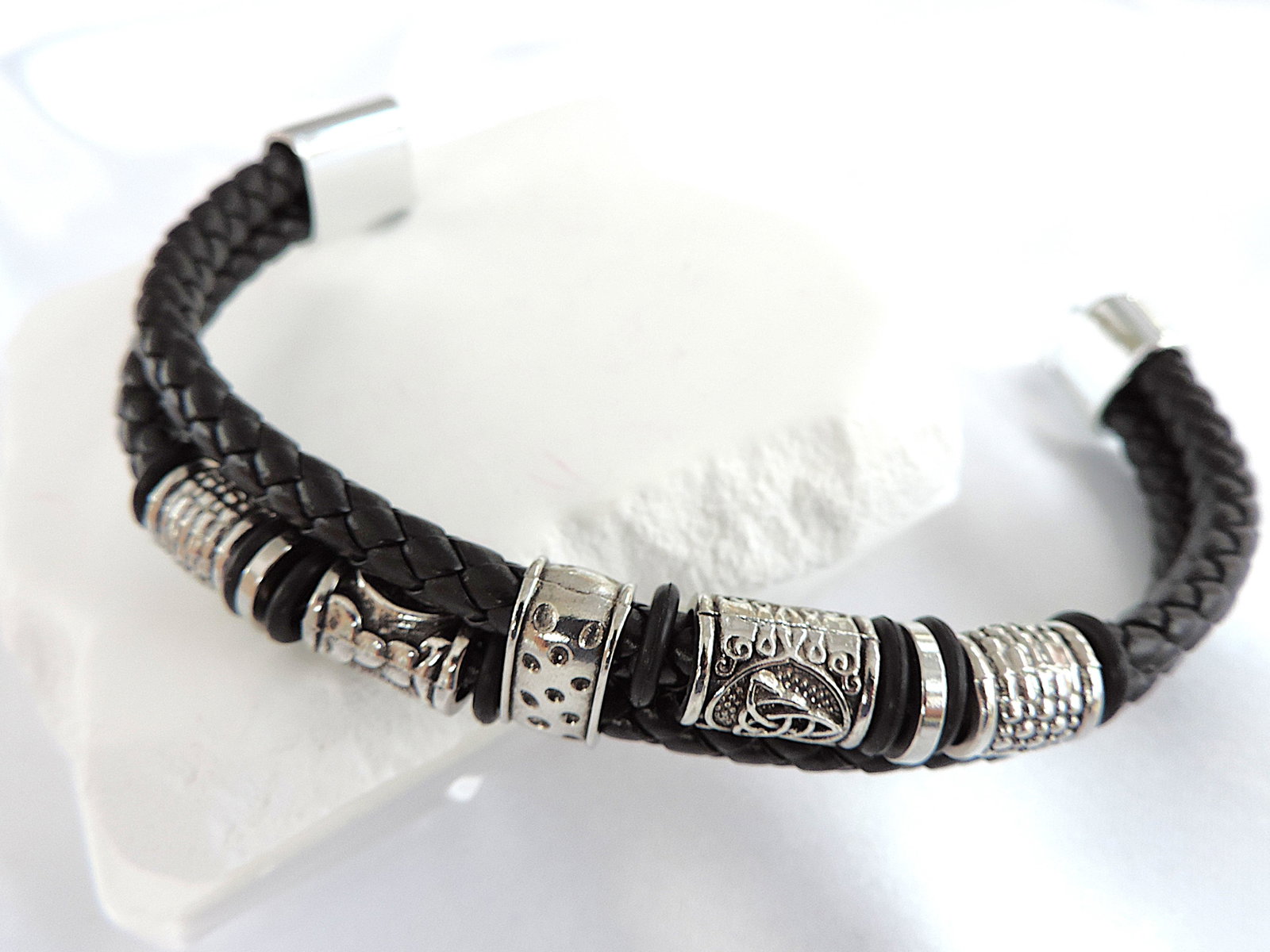 Aethon Black Leather Celtic Knot Bracelet 'New' - 3