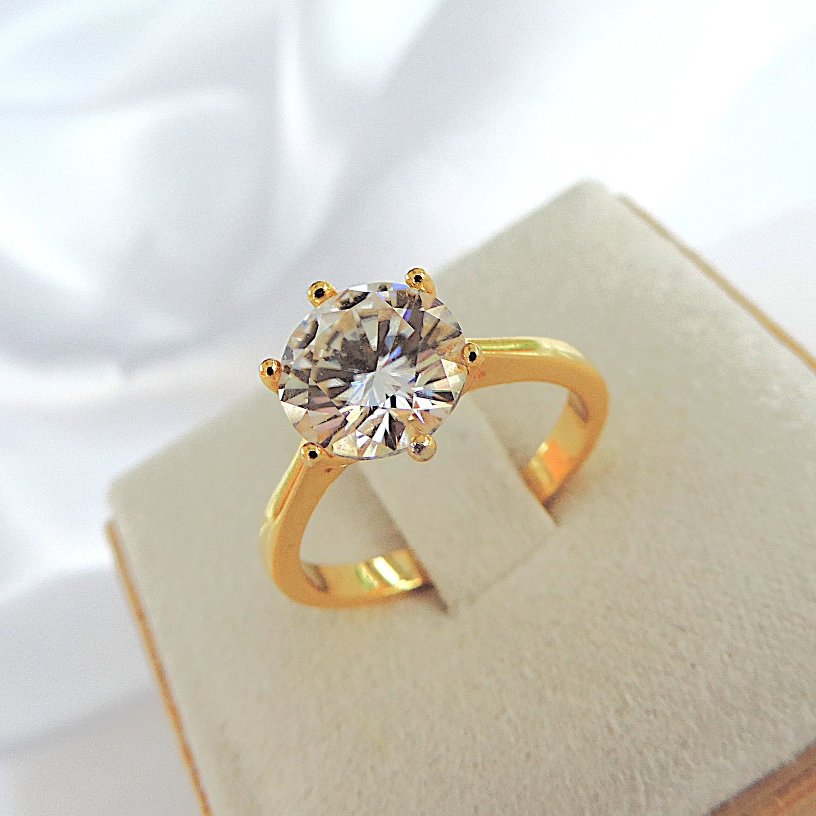 18k Gold 925 Silver 1.44 Carat Moissanite Solitaire Ring 'New' - 4