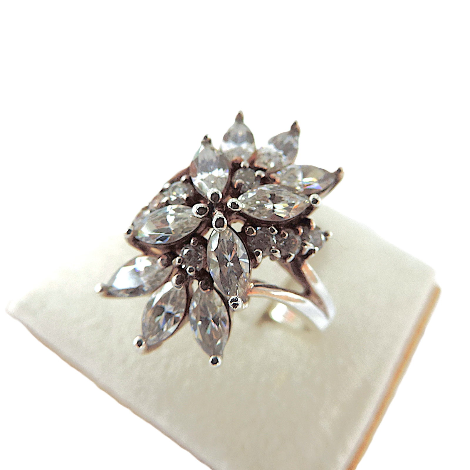 925 Silver 4.58 Carat Lab Created Diamond Ring 'New' - 5