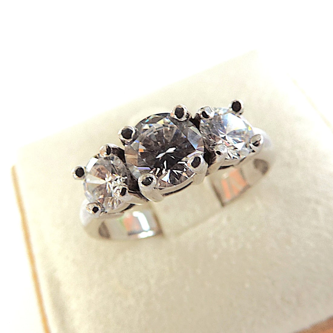 925 Silver 1.26 Carat Moissanite Trilogy Ring - 2