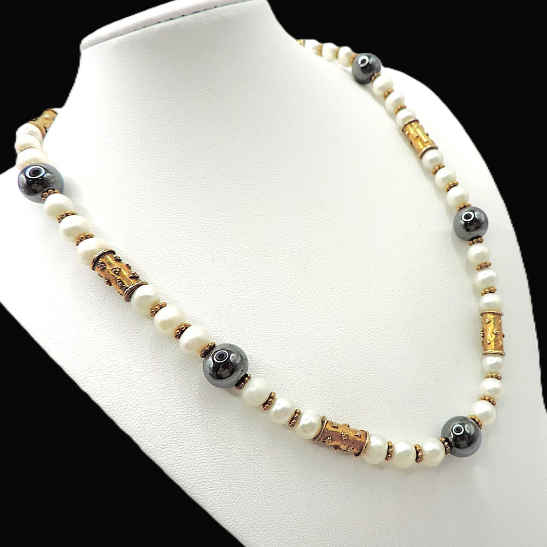Akoya Cultured Pearl Necklace Gold On Silver Beads & Clasp - 3