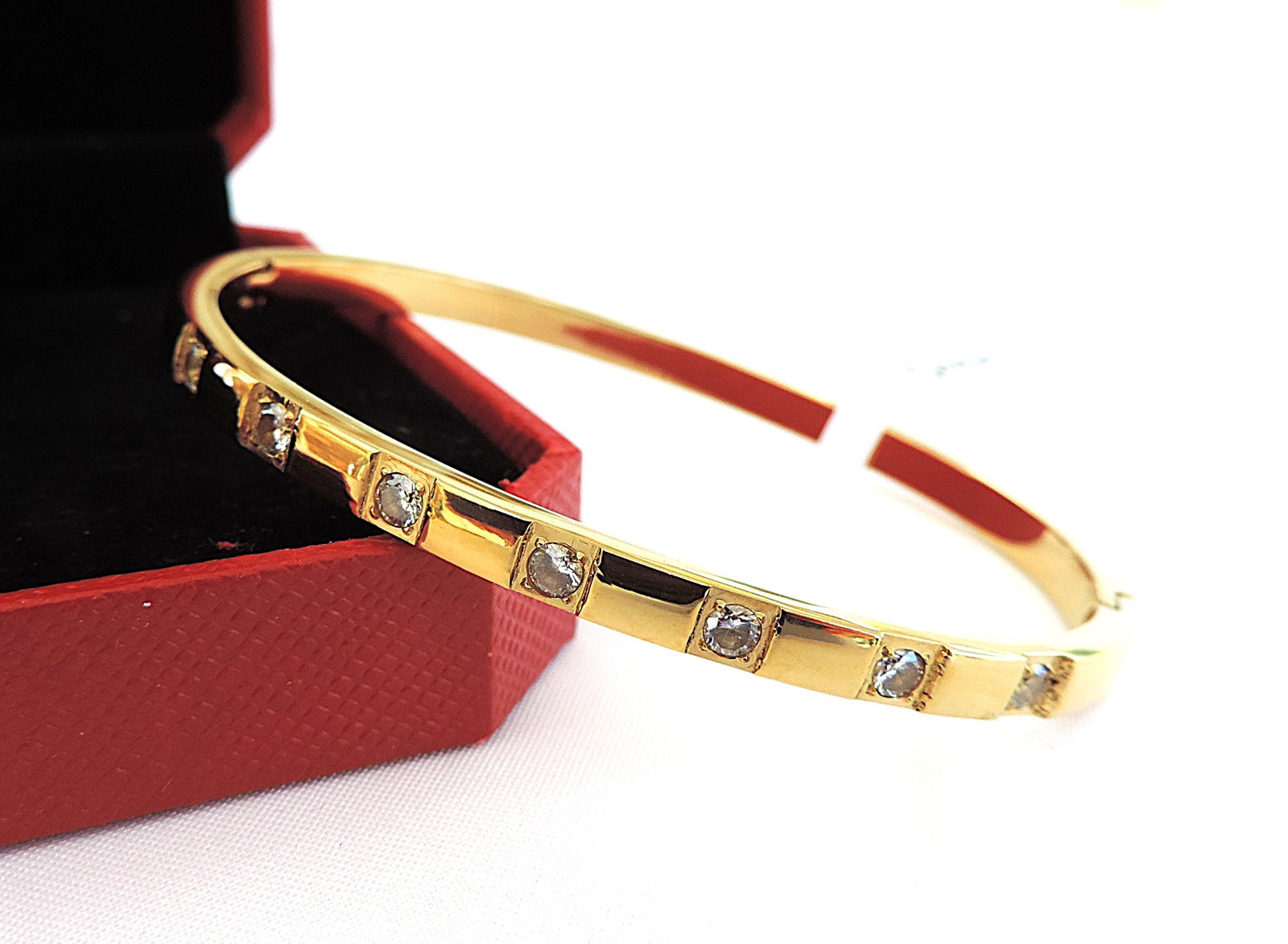 Orrevé 18k Gold Plated White Zircon Gemstone Bracelet 'New' - 2