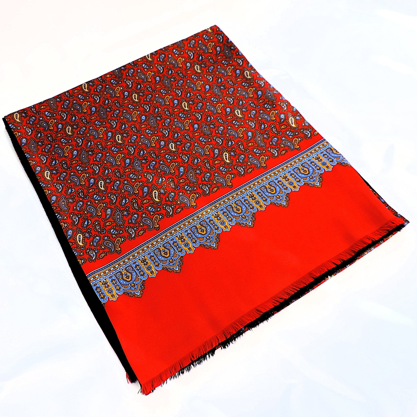 'New' Men's Designer Silk Scarf Made In Italy: Title: 'New' Men's Designer Silk Scarf Made In Italy Description: A fine quality made in Italy silk and wool scarf. Red background paisley design with blue wool backing. 40% silk 60% Wool.