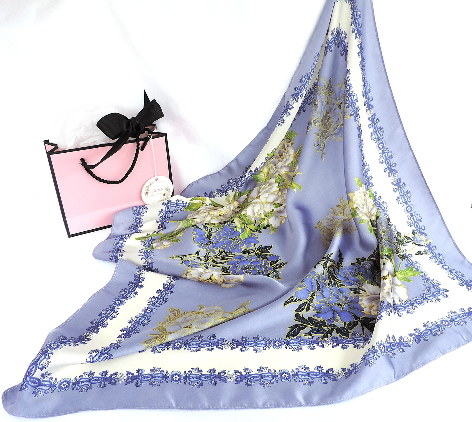 Moneté Paris 100% Silk Lilac Floral Print Scarf 'New': Title: Moneté Paris 100% Silk Lilac Floral Print Scarf 'New' Description: A beautiful Moneté Paris, France 100% silk Lilac floral print scarf measuring 63x63cm square. Includes the