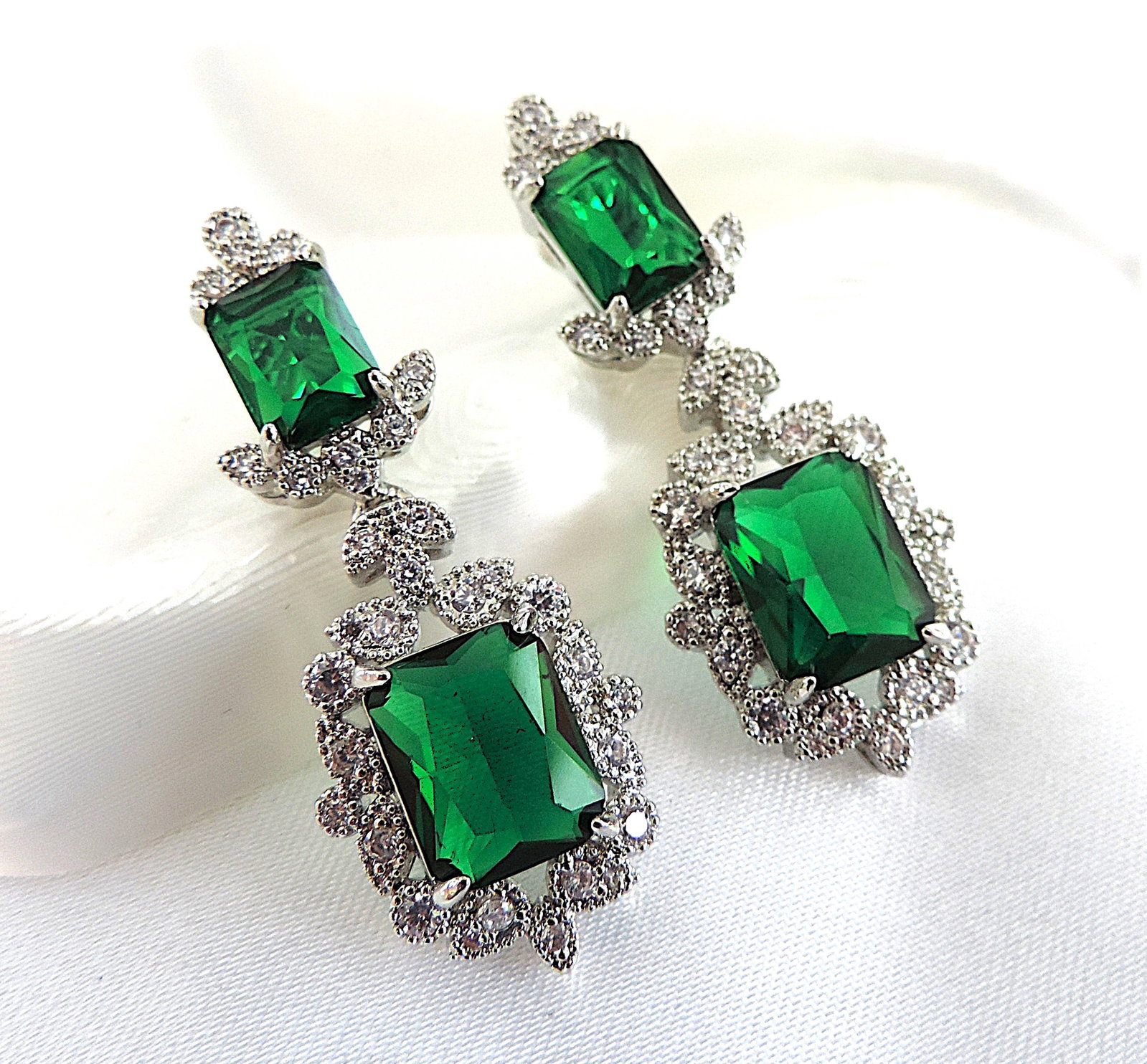 Emerald Green & White Zircon Drop Cocktail Earrings 'New' - 3