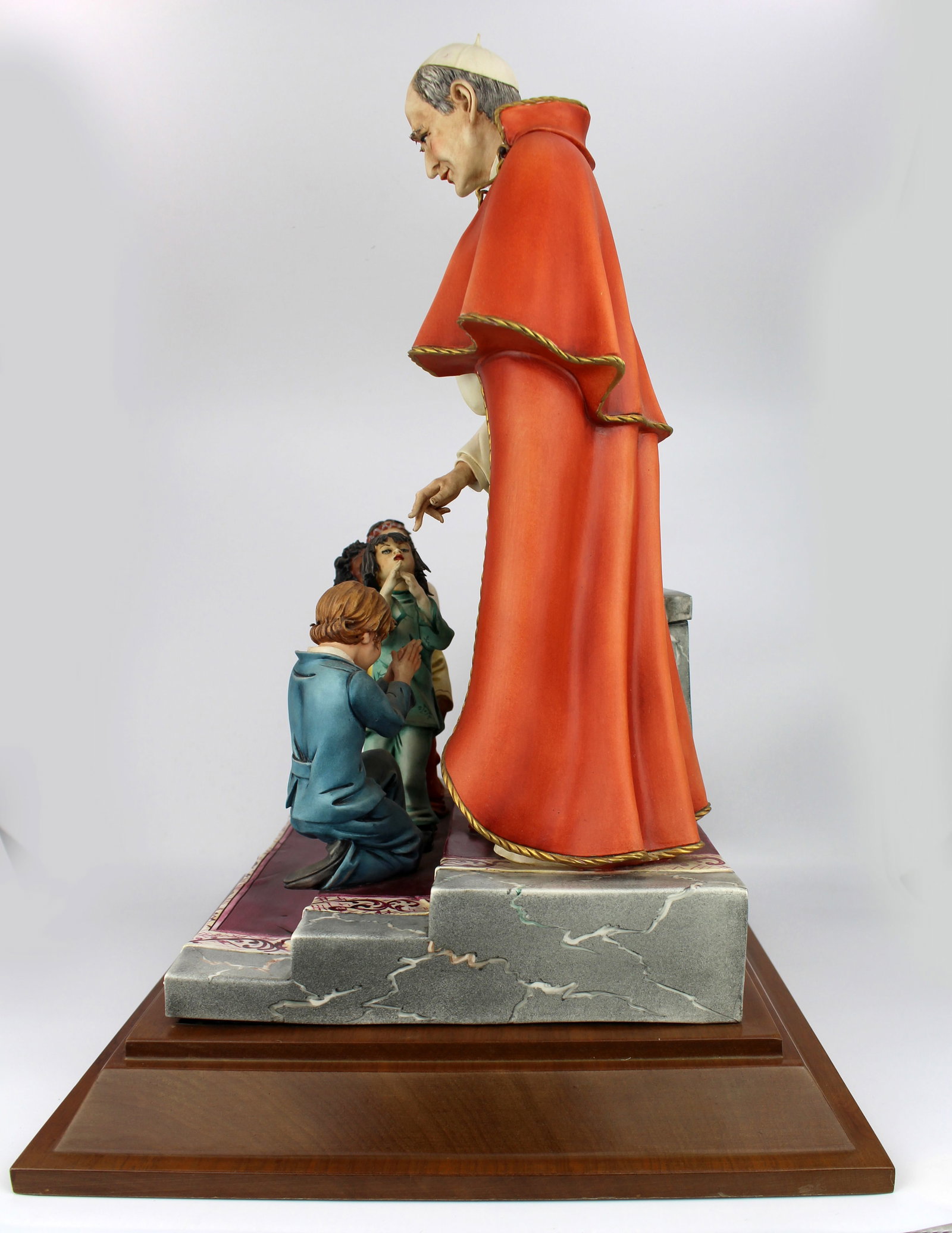Large Capodimonte Porcelain Figurine – Pope Paul VI - 20