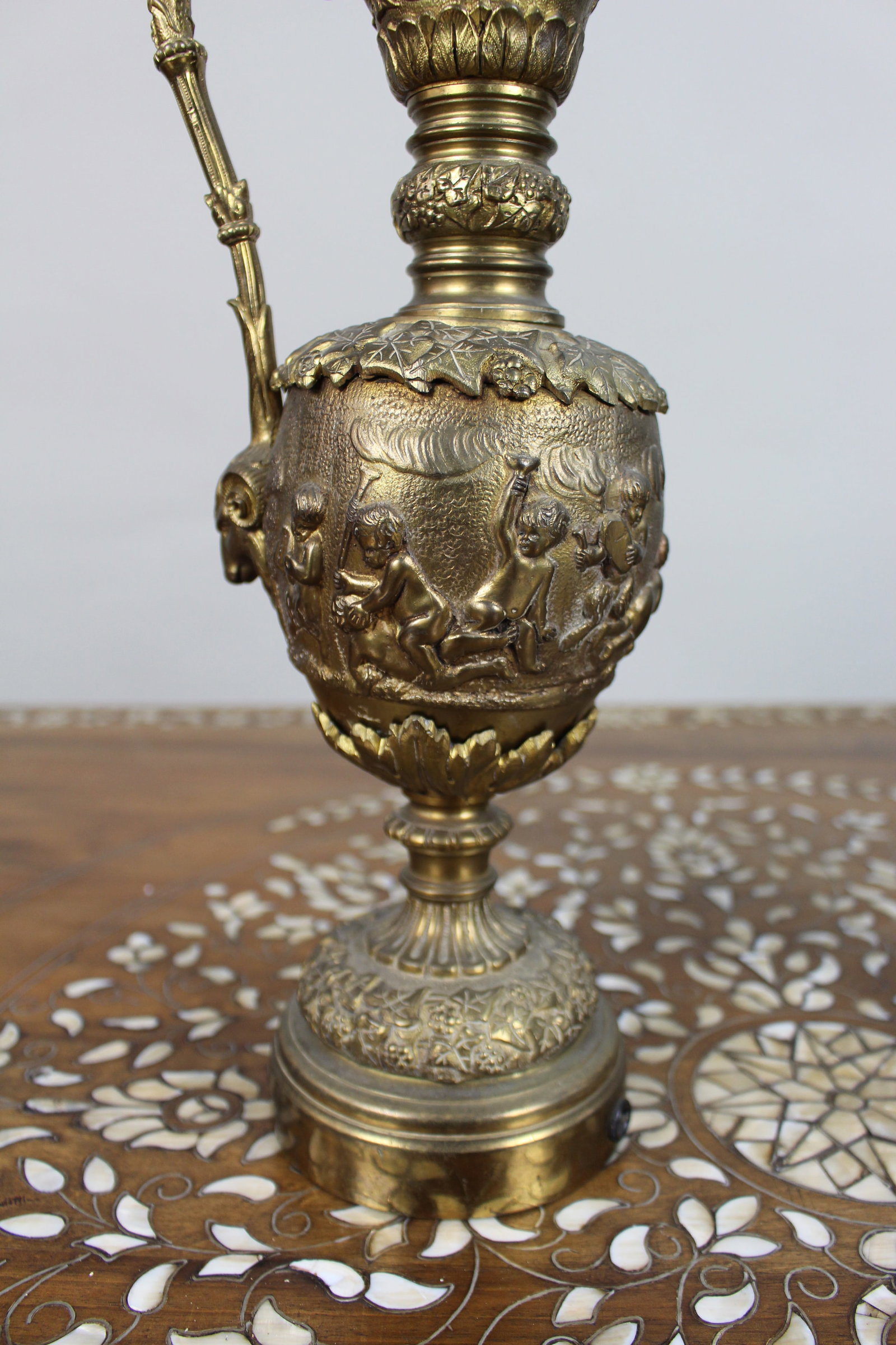 Pair of 19th Century French Gilt Bronze Bacchanalian Ewers with Cherubs - 7